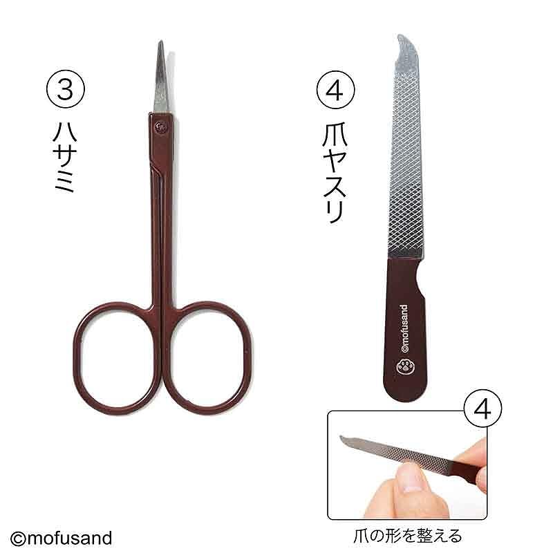 専用ケースに、爪切り、巻き爪用爪切り、ハサミ、爪ヤスリ、毛抜き、甘皮プッシャー、耳かき入り