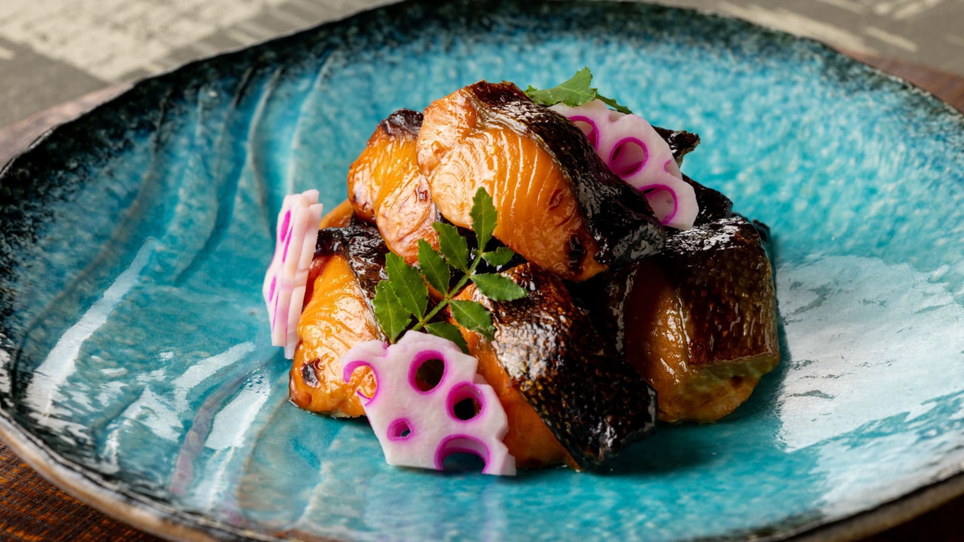 夕朝ビュッフェでは、那須高原の恵みを活かしたメニューが多数。ローカルフードの那須餃子やヤシオマス香味焼もオススメ