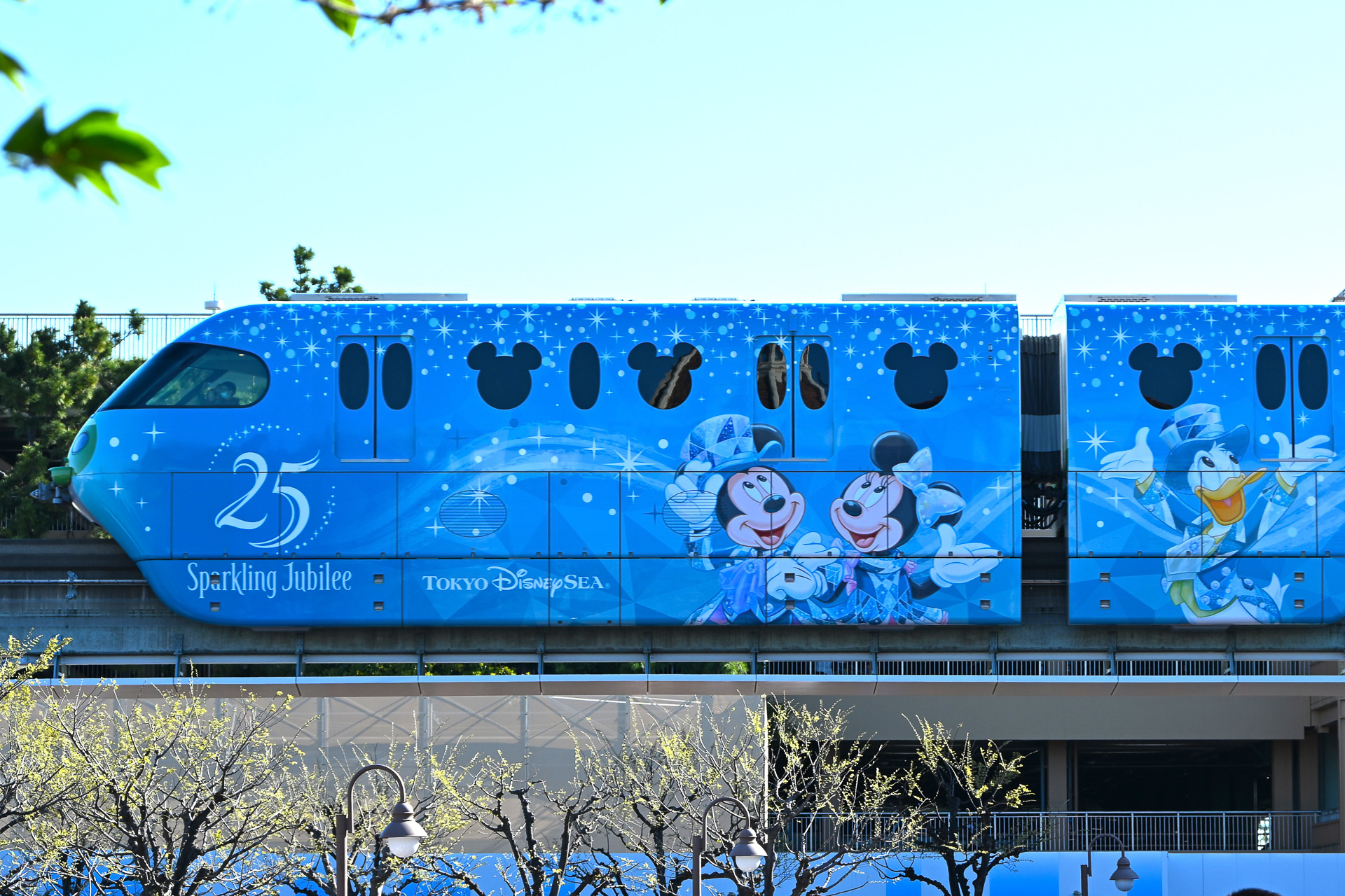 外装はそれぞれ、車両ごとにキャラクターが異なっている