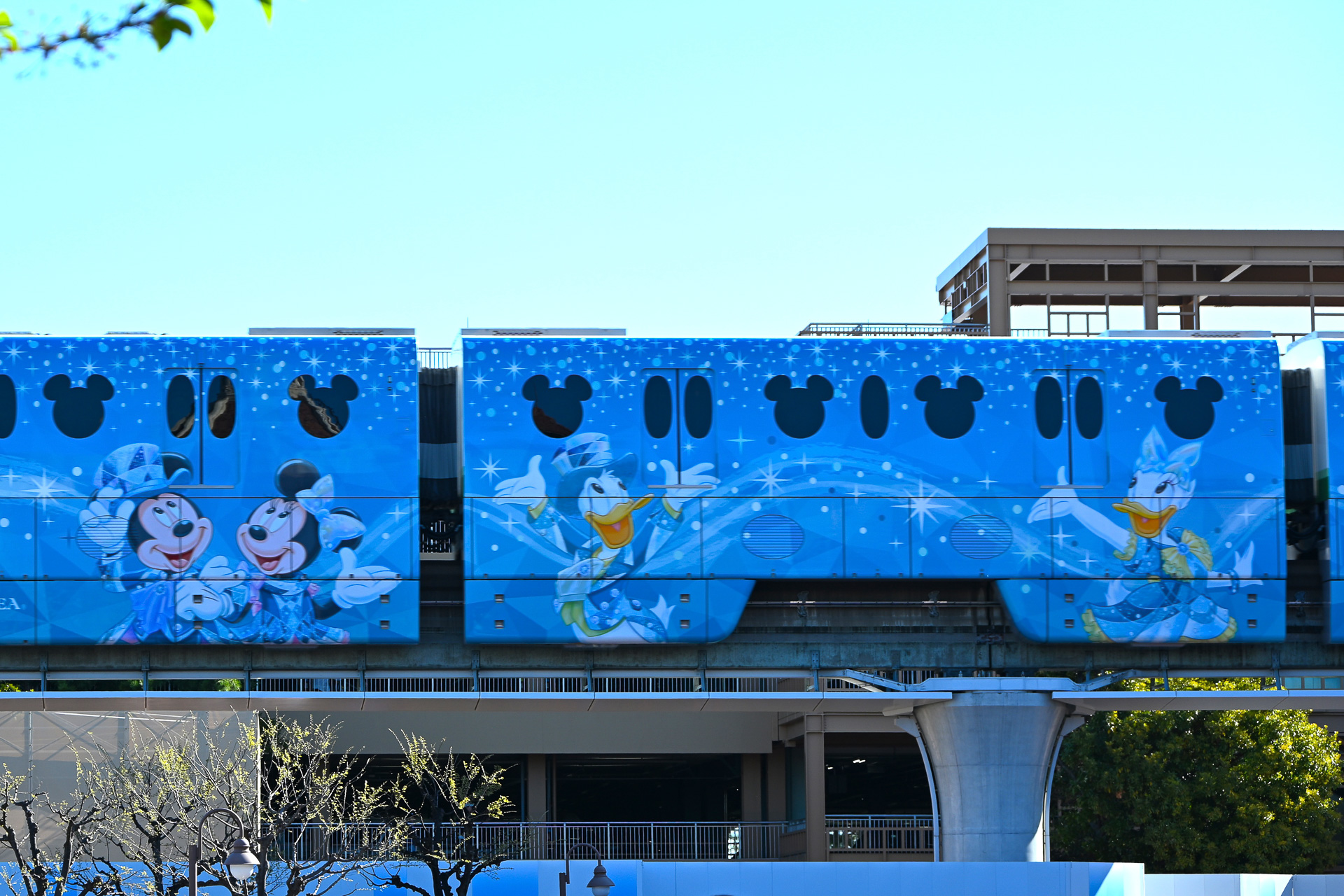 外装はそれぞれ、車両ごとにキャラクターが異なっている