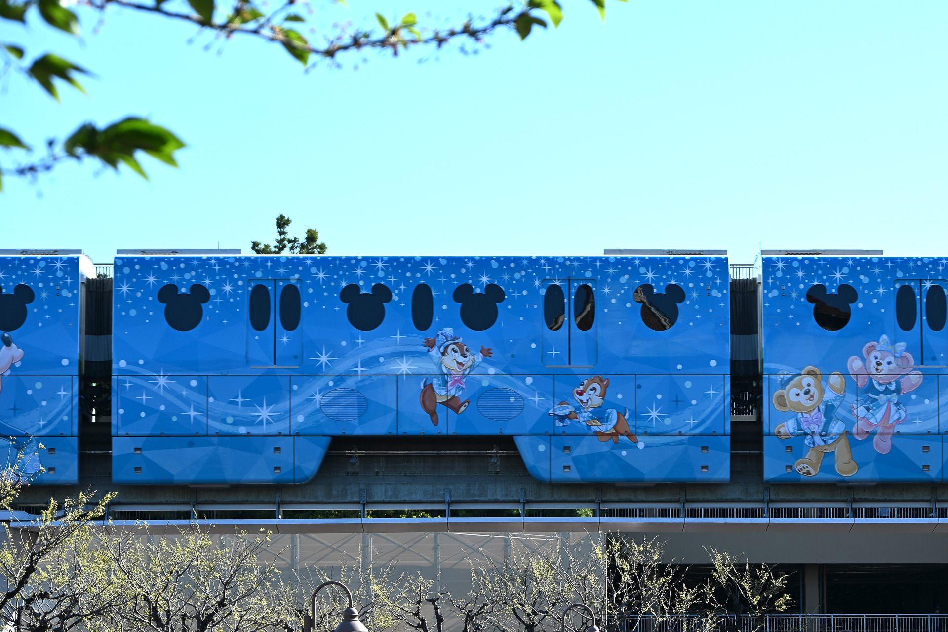 外装はそれぞれ、車両ごとにキャラクターが異なっている