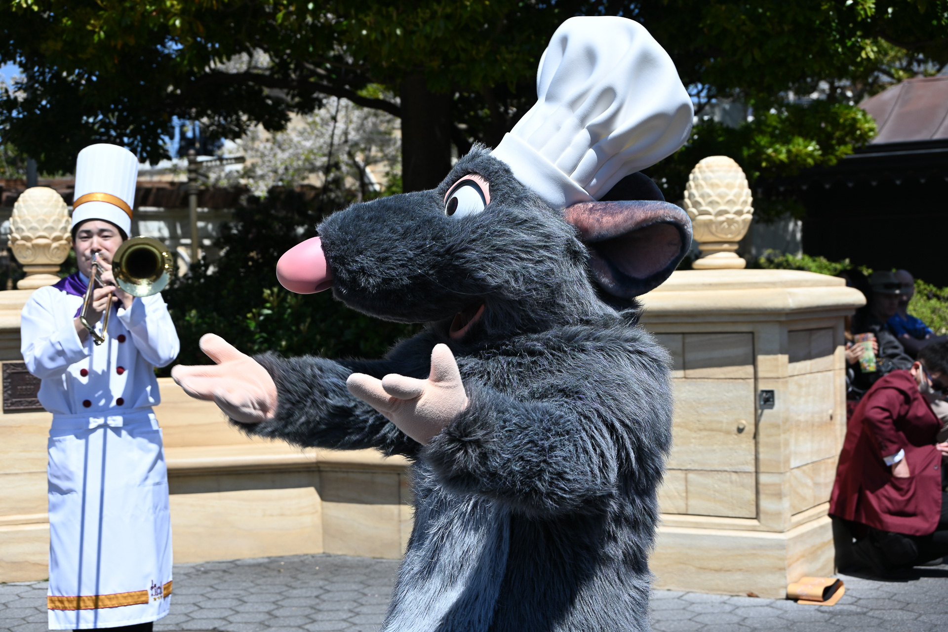 ディズニー＆ピクサー映画「レミーのおいしいレストラン」もサプライズで登場！