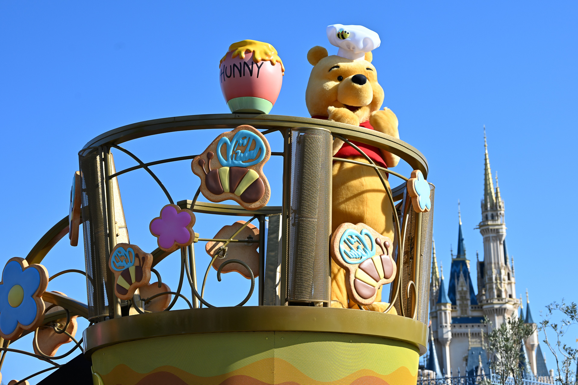 「スウィーツ・キッチン」のフロートにはハニーがたっぷり！