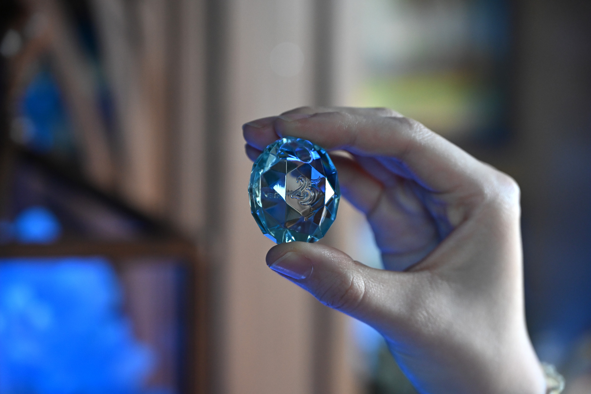 手に取ったのはこちらのストーン