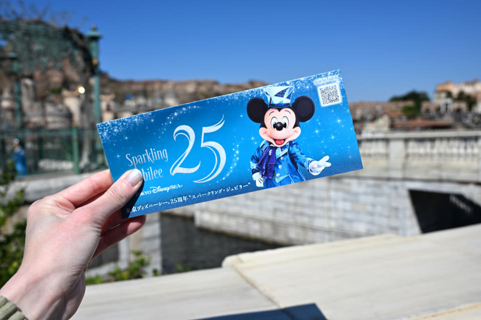 東京ディズニーシー25周年をもっと楽しみたい！ 限定ステッカー配布に