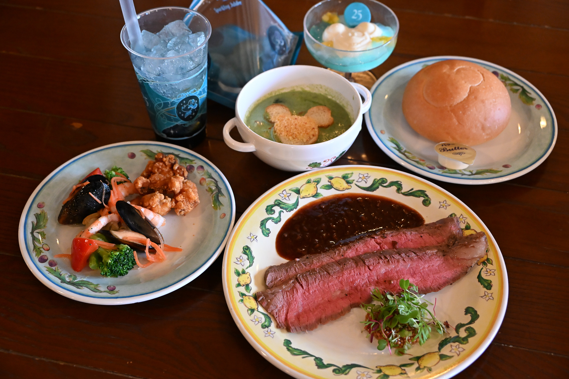 東京ディズニーシー25周年をお祝いする限定メニューを実食！