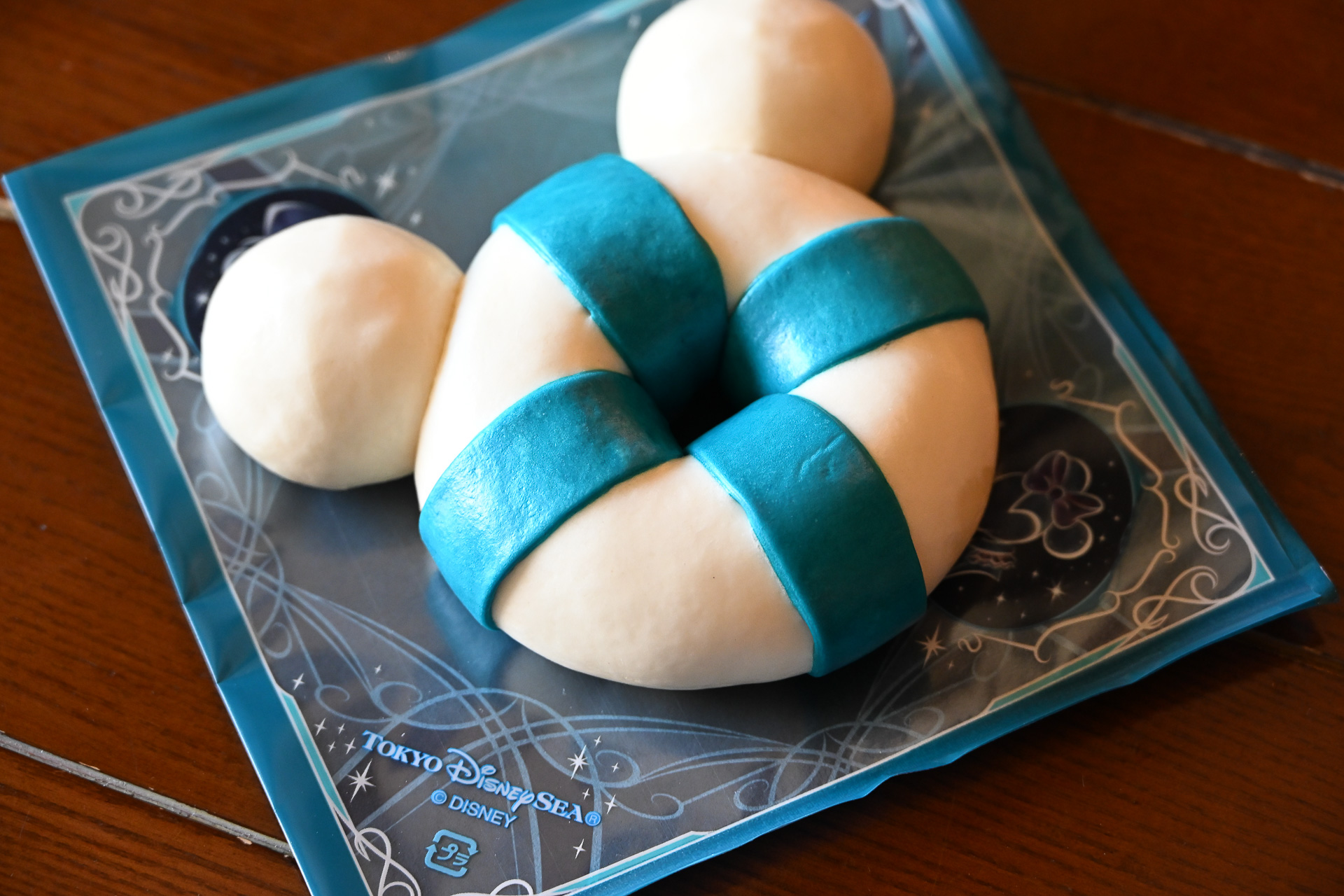 スペシャルうきわまん エビ＆さつまいも（900円）