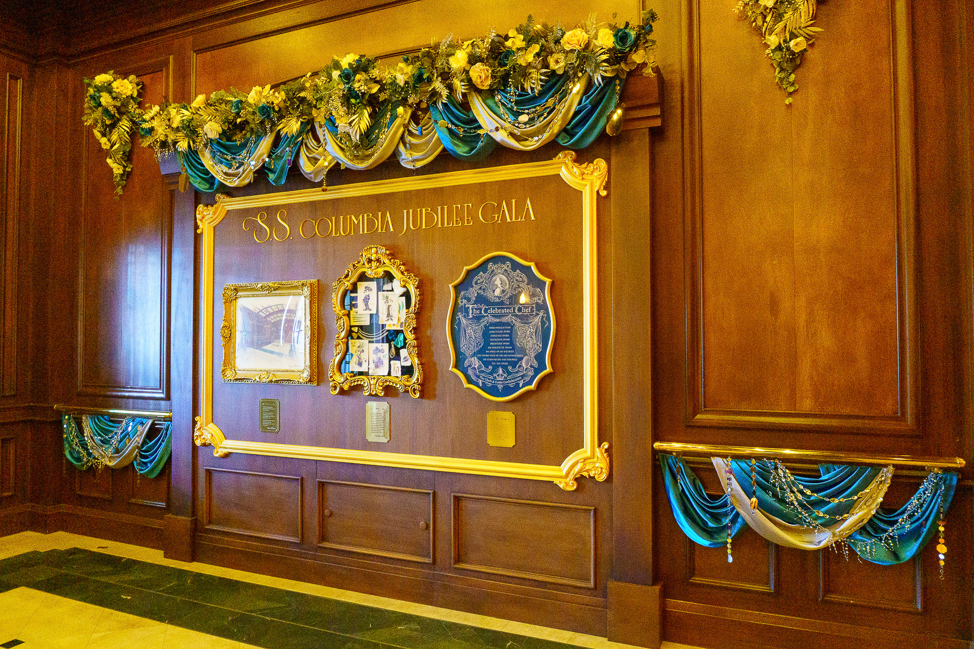 イベント参加者は2階「テディ・ルーズヴェルト・ラウンジ」で、アルコール含むドリンクを自由にいただける