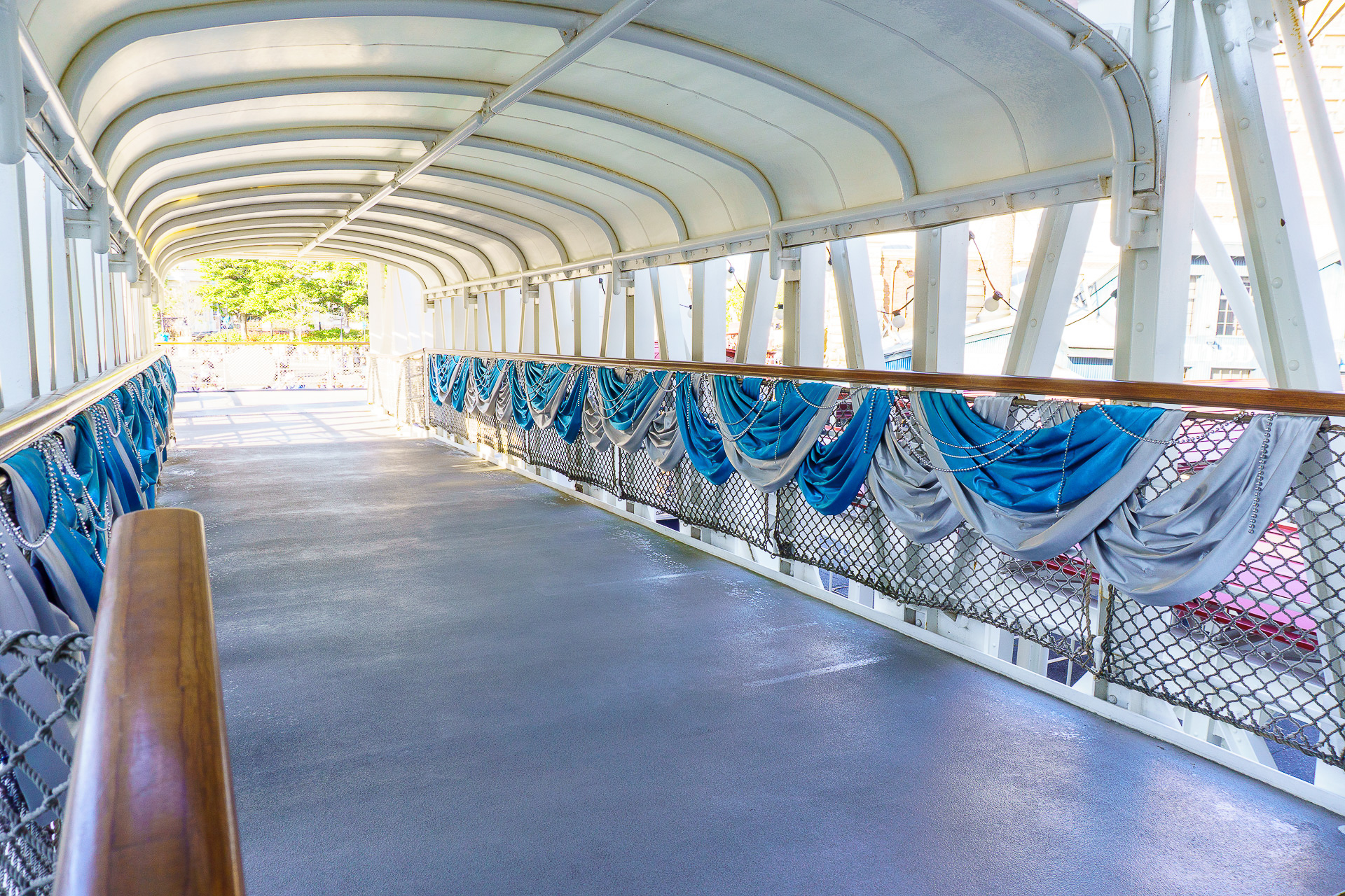 1階と2階のエントランスもスペシャル仕様となっていた