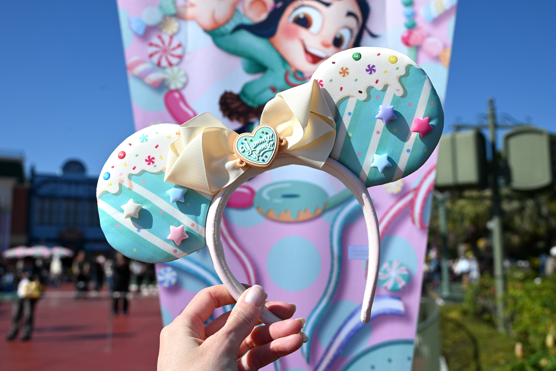 4月8日に新作グッズが追加発売！　とろけるデザインにうっとりなカチューシャが手に入る