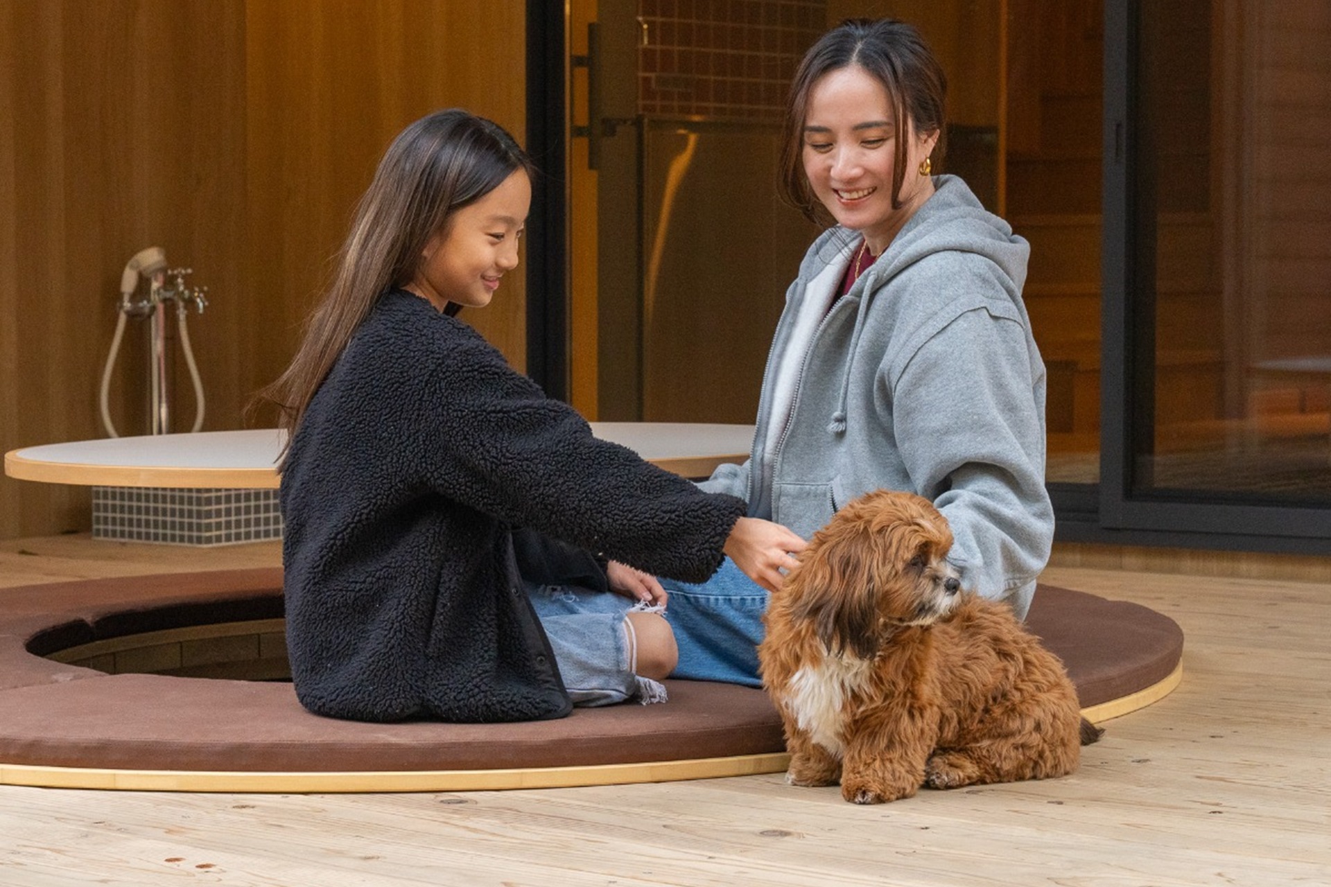 愛犬と一緒に泊まれる3棟のヴィラ。プライベートドッグラン付き