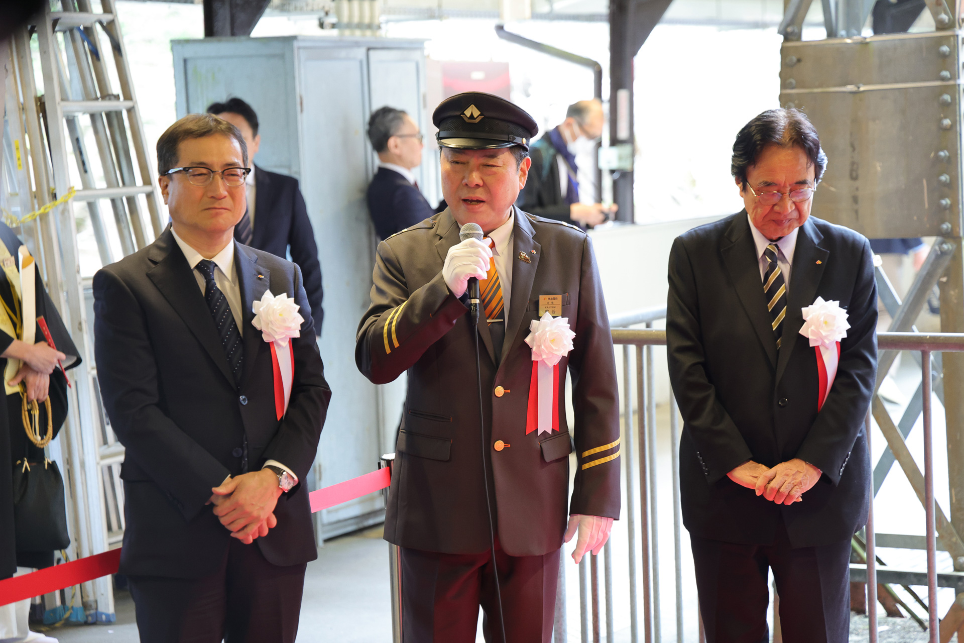 インタビューに答える梶谷社長