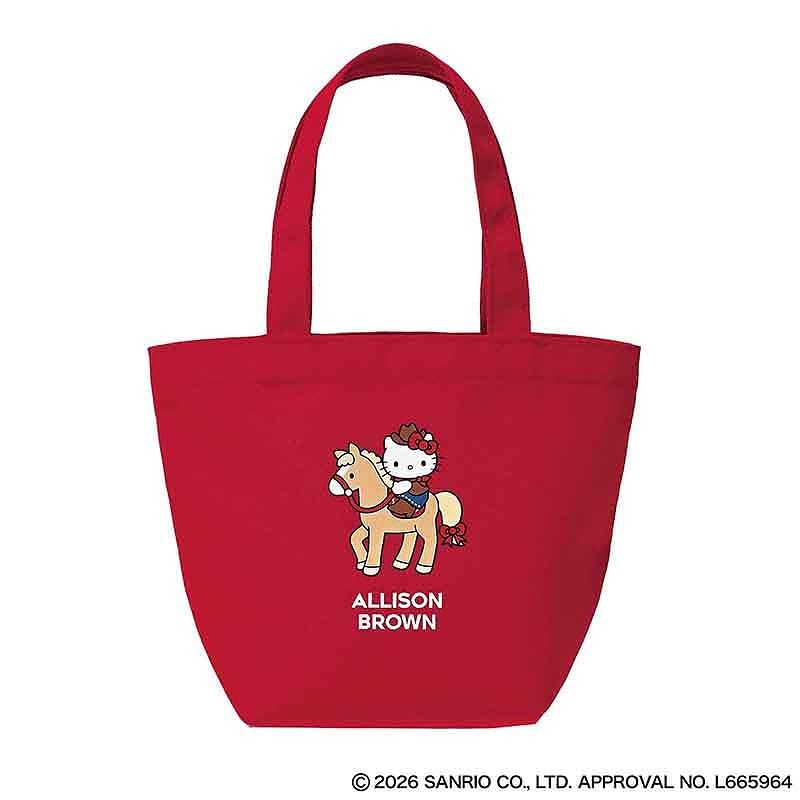 ウエスタンなハローキティをあしらったランチトート。お出かけバッグとして単体でも使える