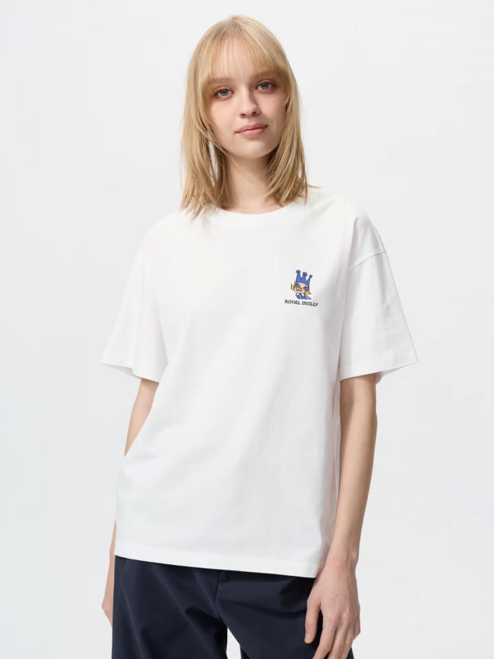 ユニクロ、POP MART「モリー」Tシャツを4月24日発売。オーバーサイズの