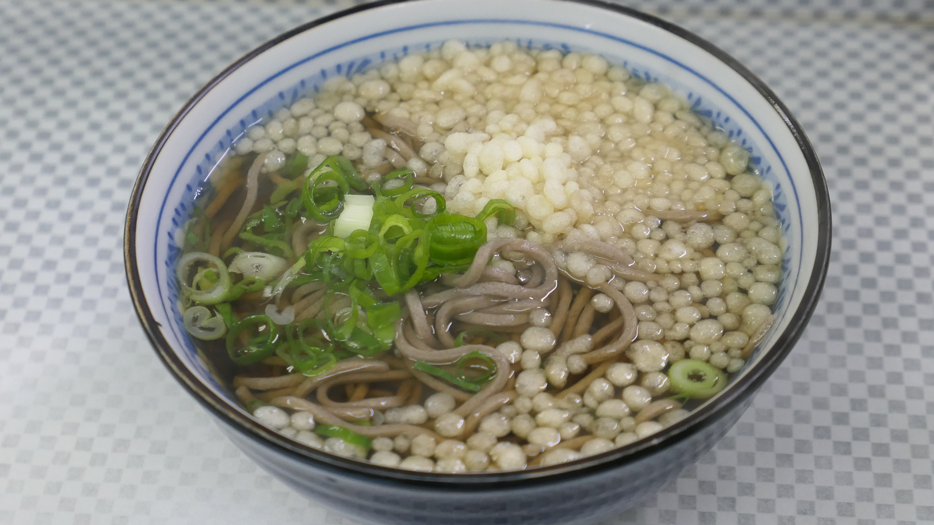 在りし日の「高速そば」のかけそば