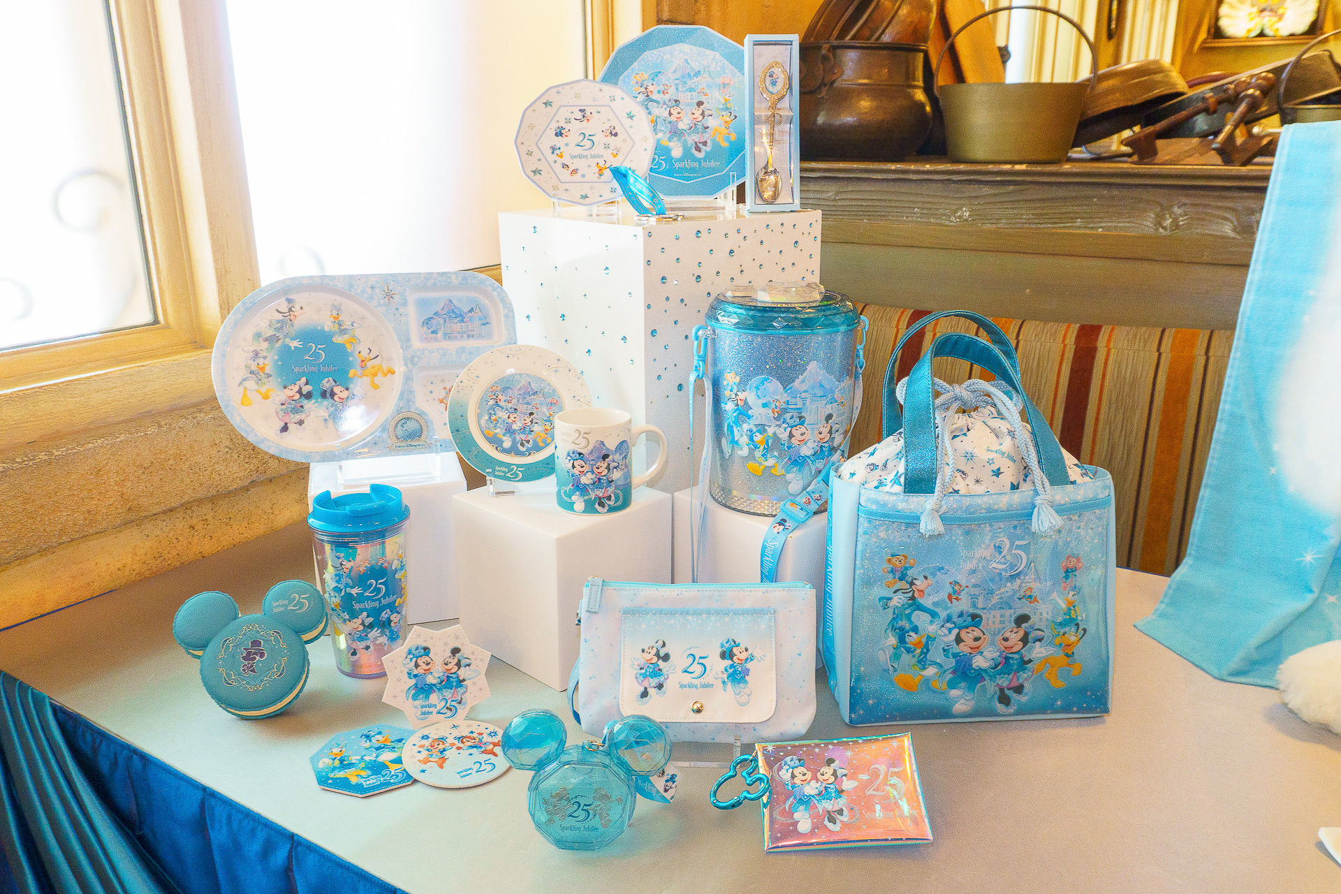 フードスーベニアは、パーク外でも使えるアイテムが多いのもひとつの特徴だ