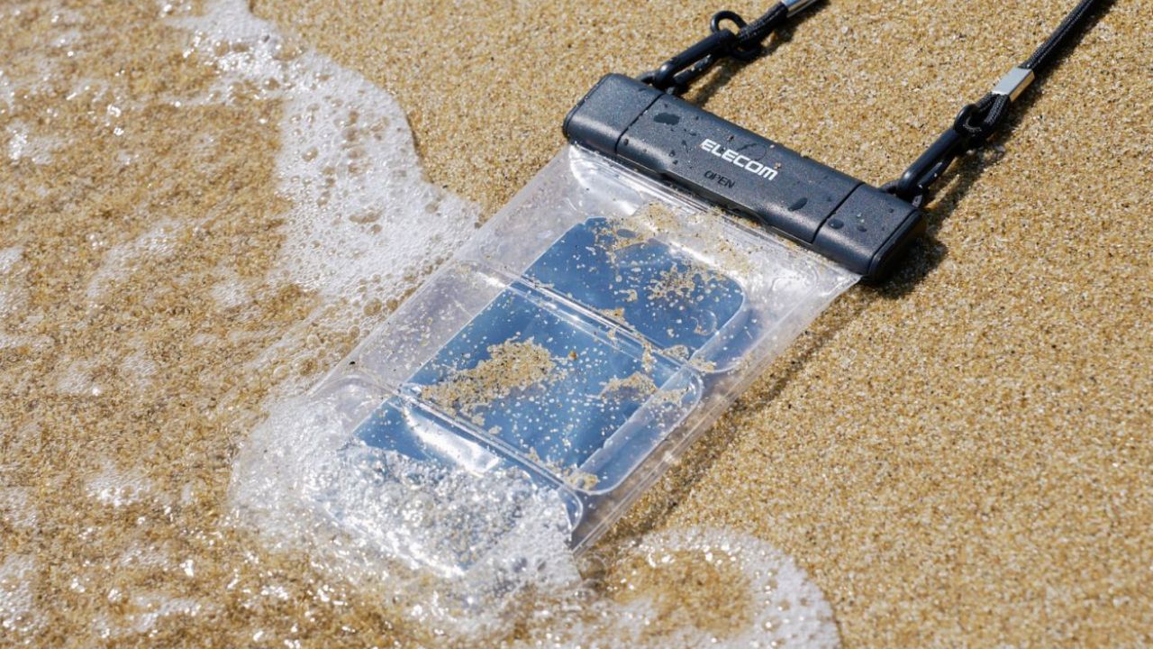 スマホ用防水ケース IP68 水中スマホ操作対応タイプ ワンタッチ（ブラック）