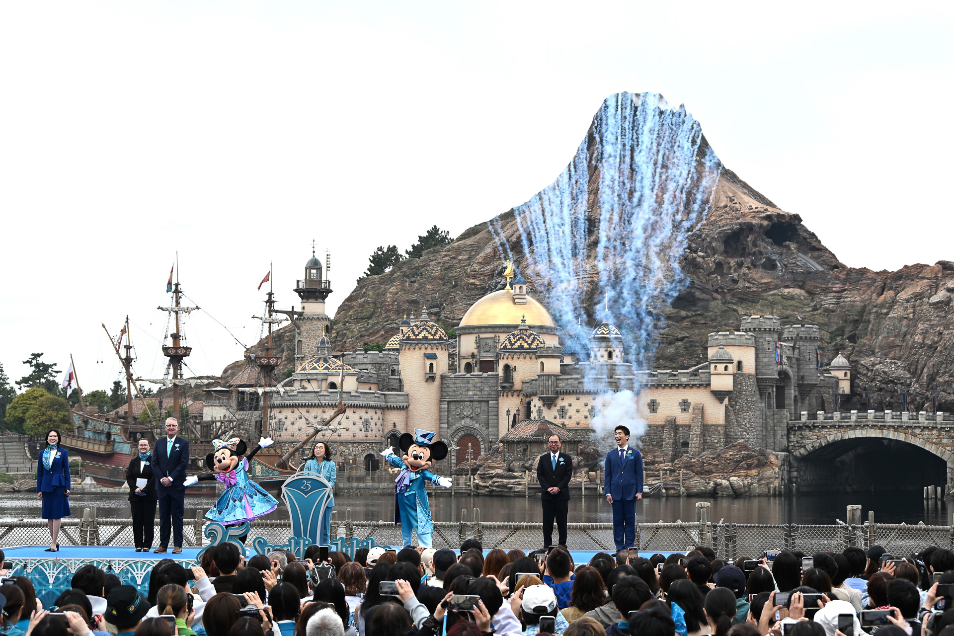 ついに「東京ディズニーシー25周年“スパークリング・ジュビリー”」が開幕！