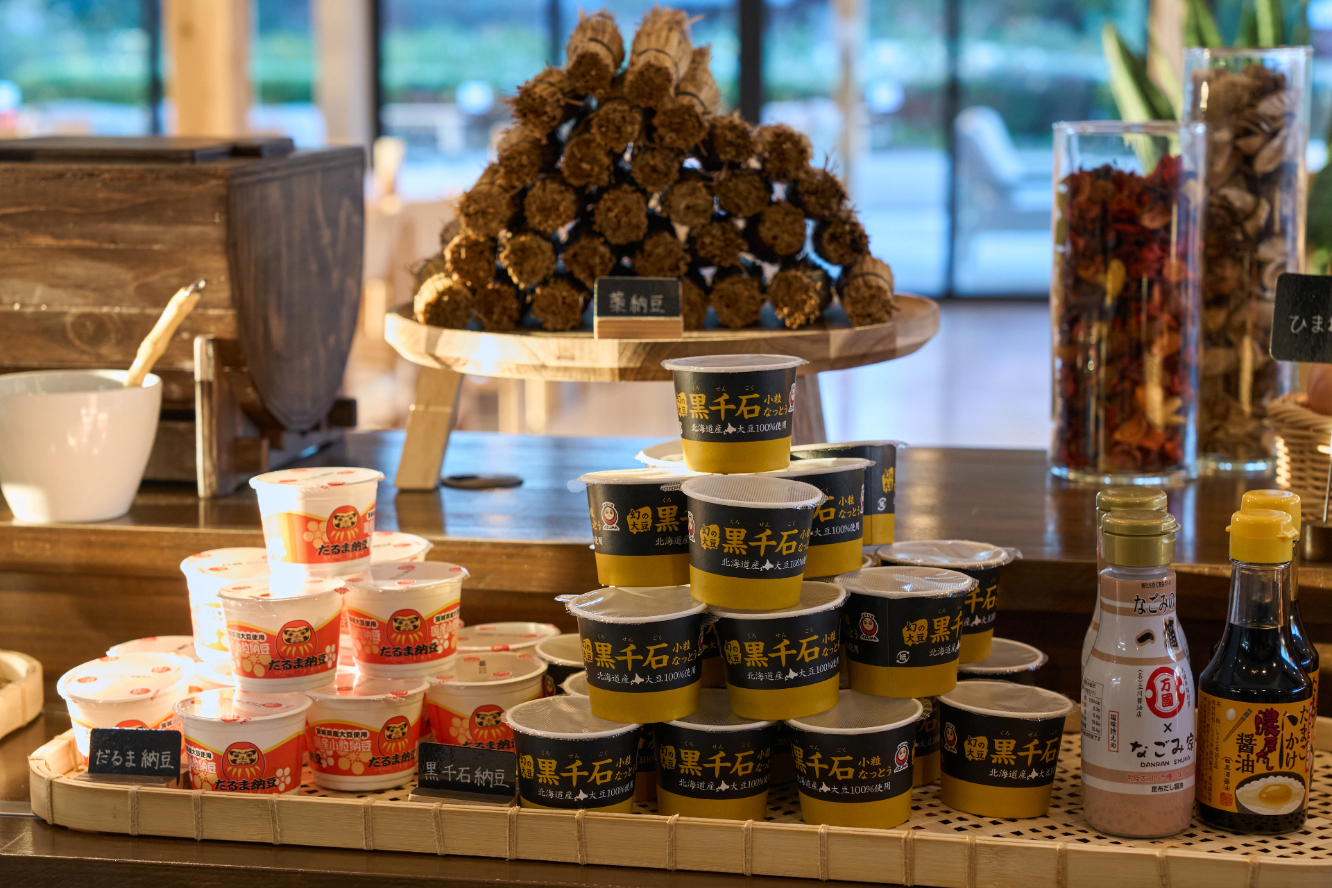 朝食は茨城の特産品や新鮮野菜をふんだんに使ったビュッフェ