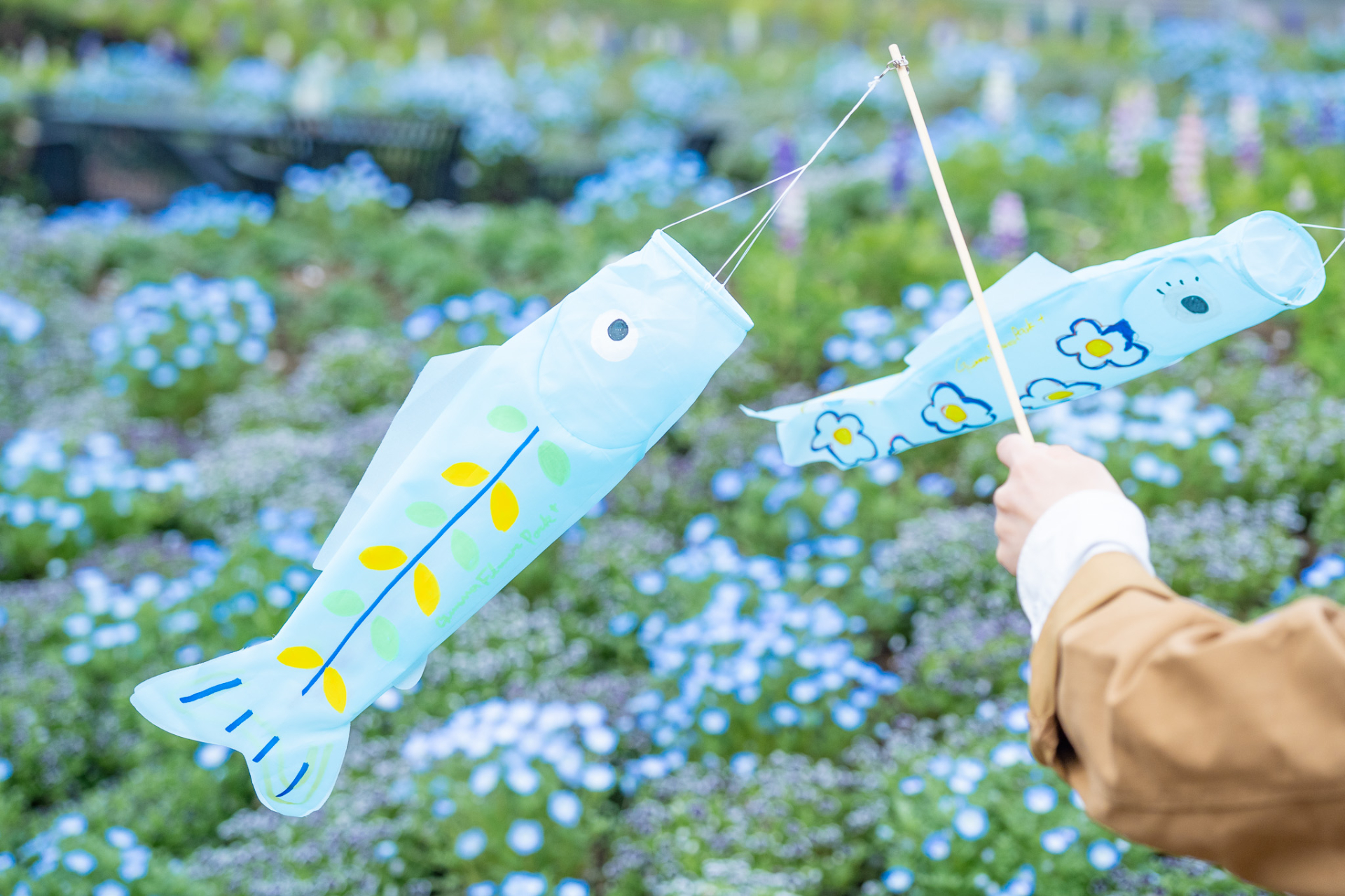 ワークショップのこいのぼり作り（900円）やボタニカルアート作り（200円）