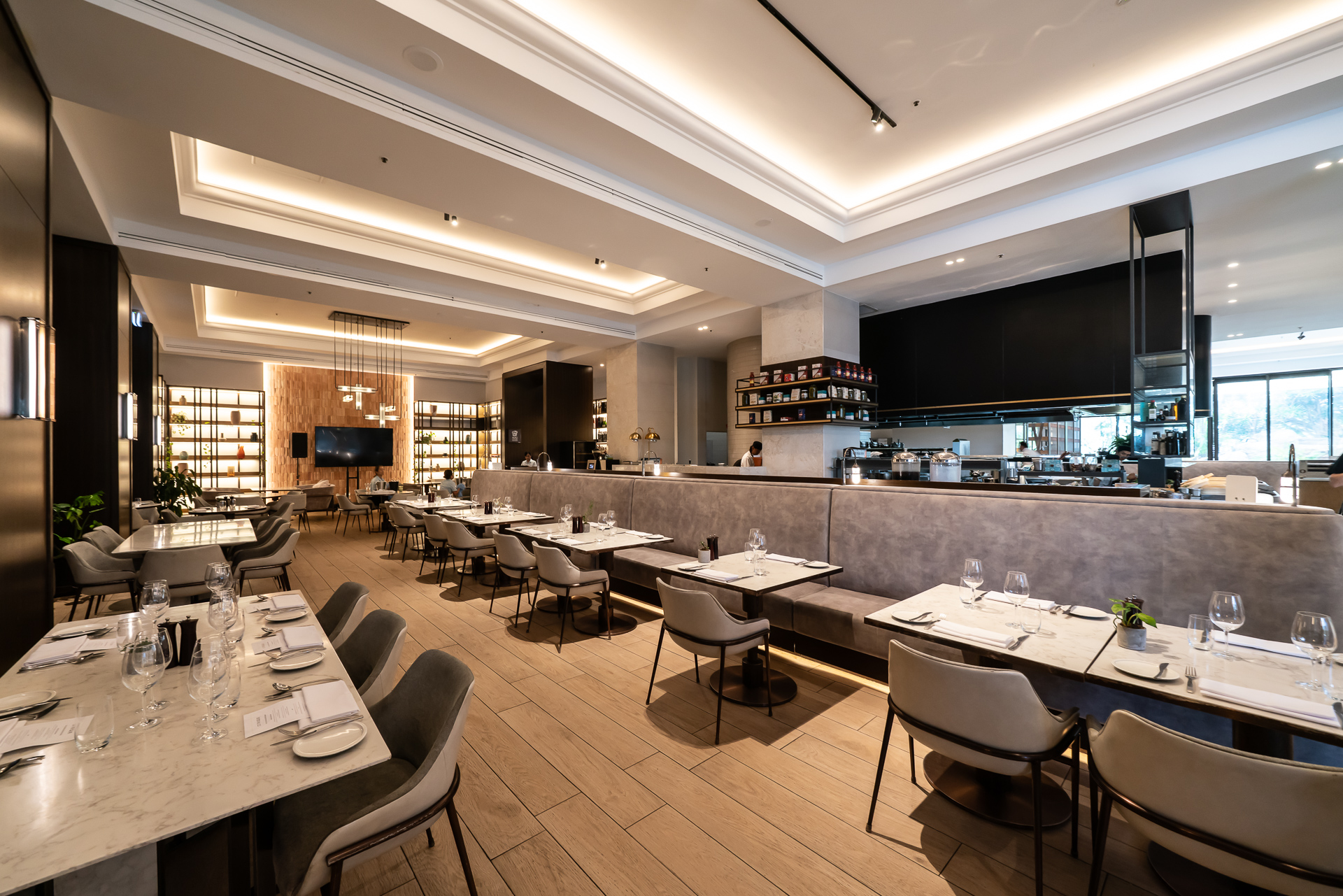 レストラン「シトリック（Citrique）」では地元の素材を活かした料理が楽しめる。朝のビュッフェ会場にもなっている