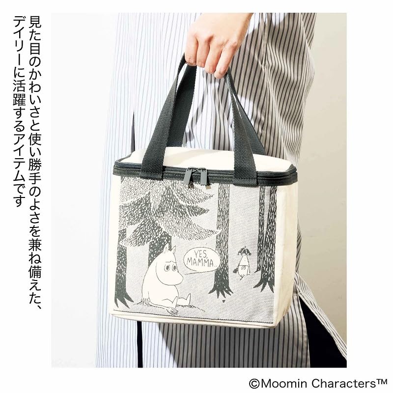 背面にはポケット搭載。いつものランチバッグやちょっとそこまでのお出かけにも使える