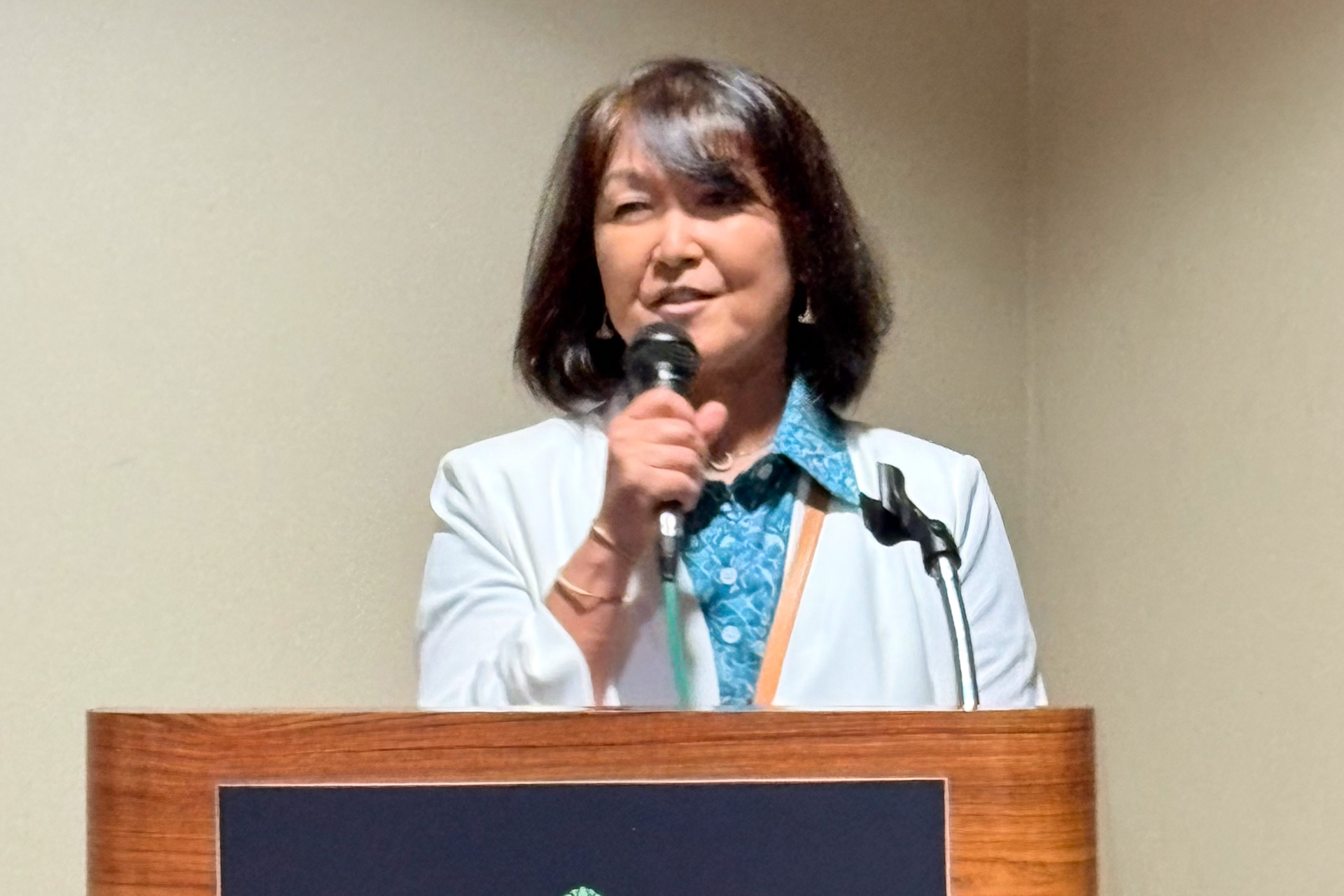 日本支局長を退任し、現在はホノルルにてシニアアドバイザーとして従事するミツエ・ヴァーレイ氏