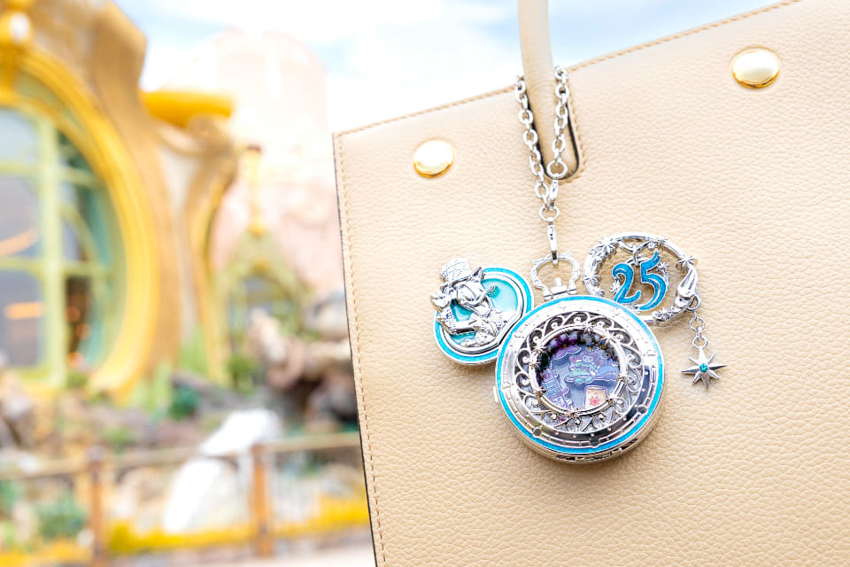 東京ディズニーシー、25周年グッズに「ジュビリーロケット」新登場