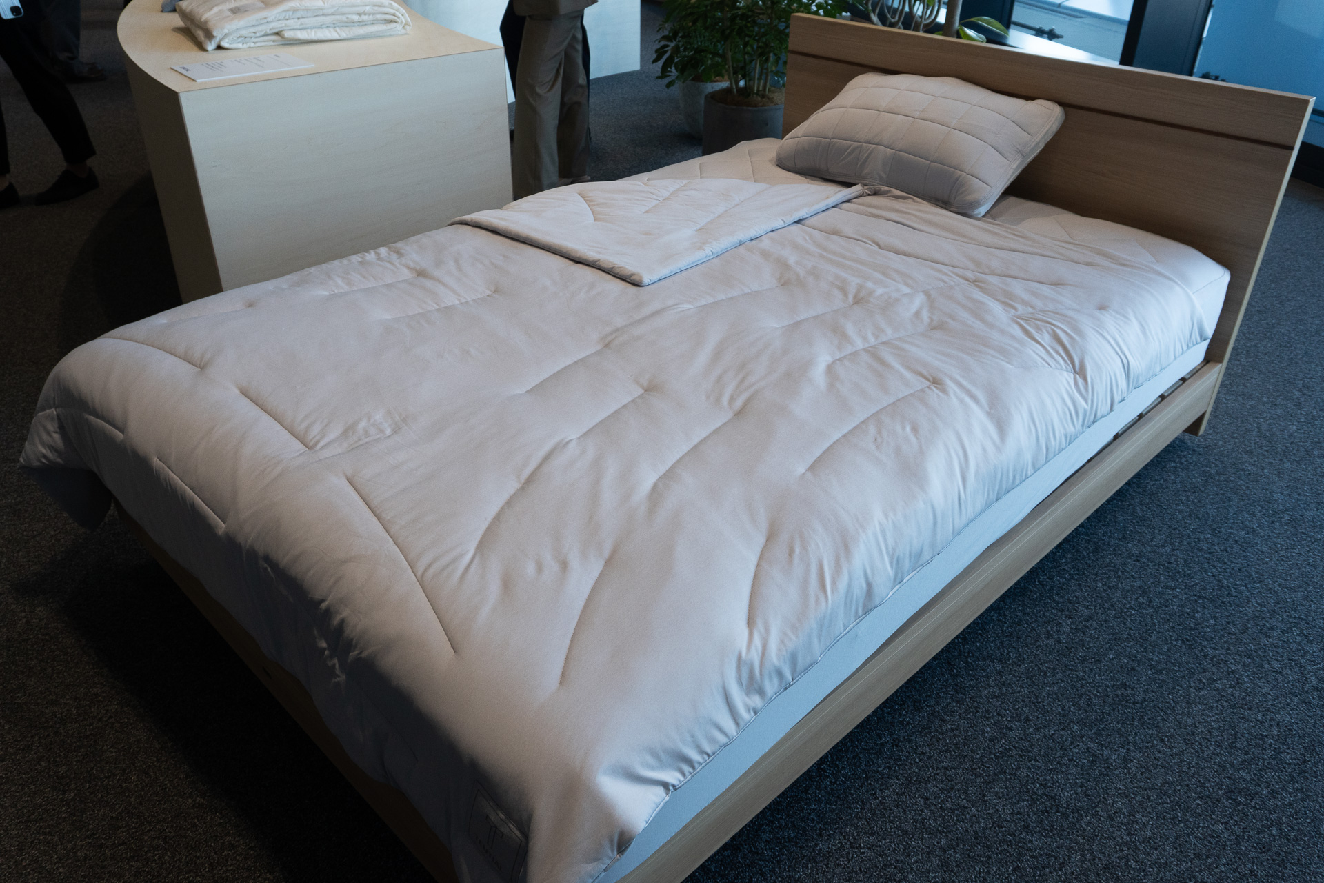 インナーや寝具にも、春夏向けの接触冷感タイプが登場