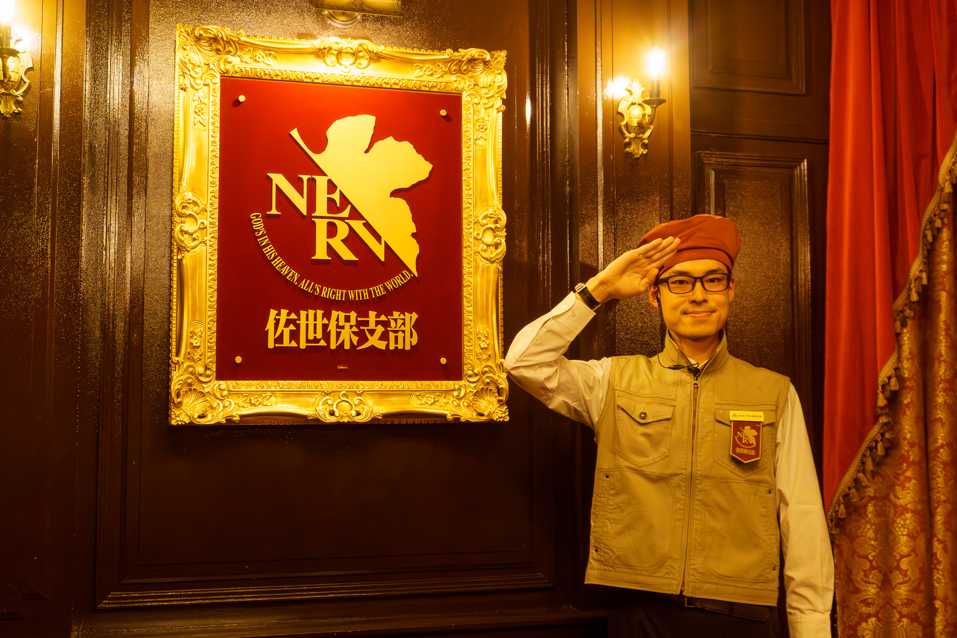 座席位置を決めるグルーピングルームへ。ライドの定員は1回60人