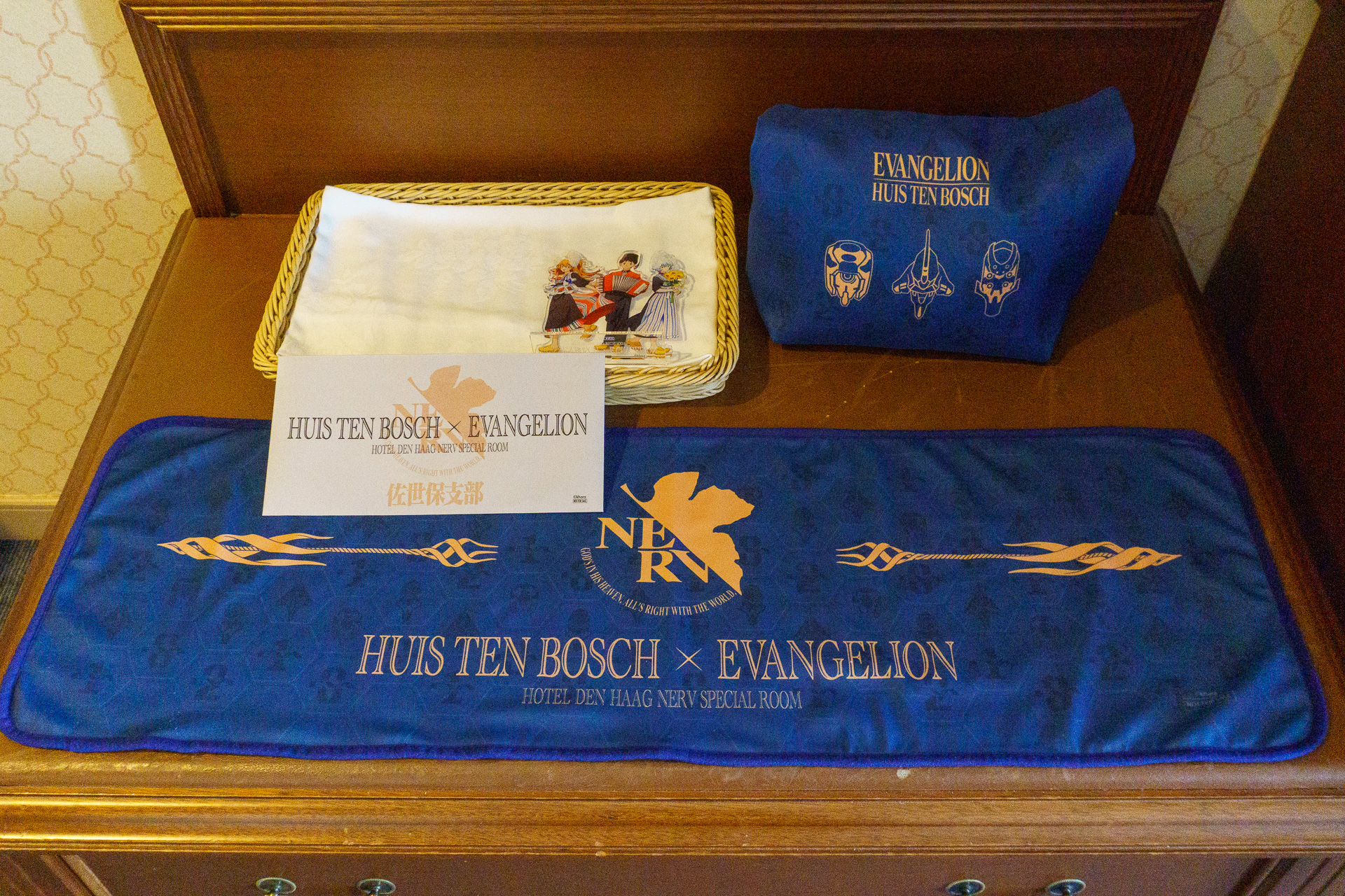 ハウステンボス限定デザインのオリジナルグッズが宿泊特典としてもらえる