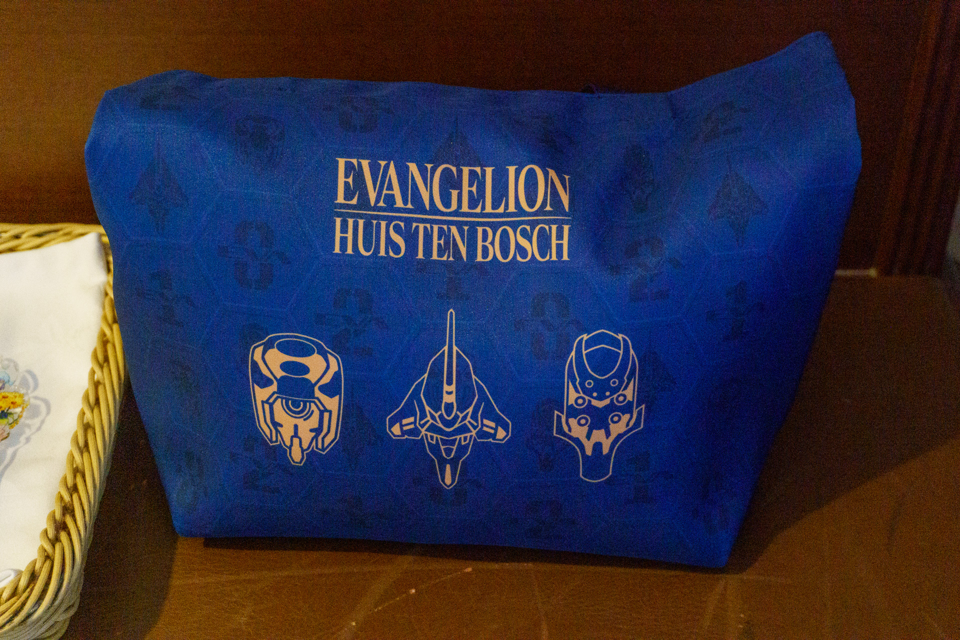 ハウステンボス限定デザインのオリジナルグッズが宿泊特典としてもらえる