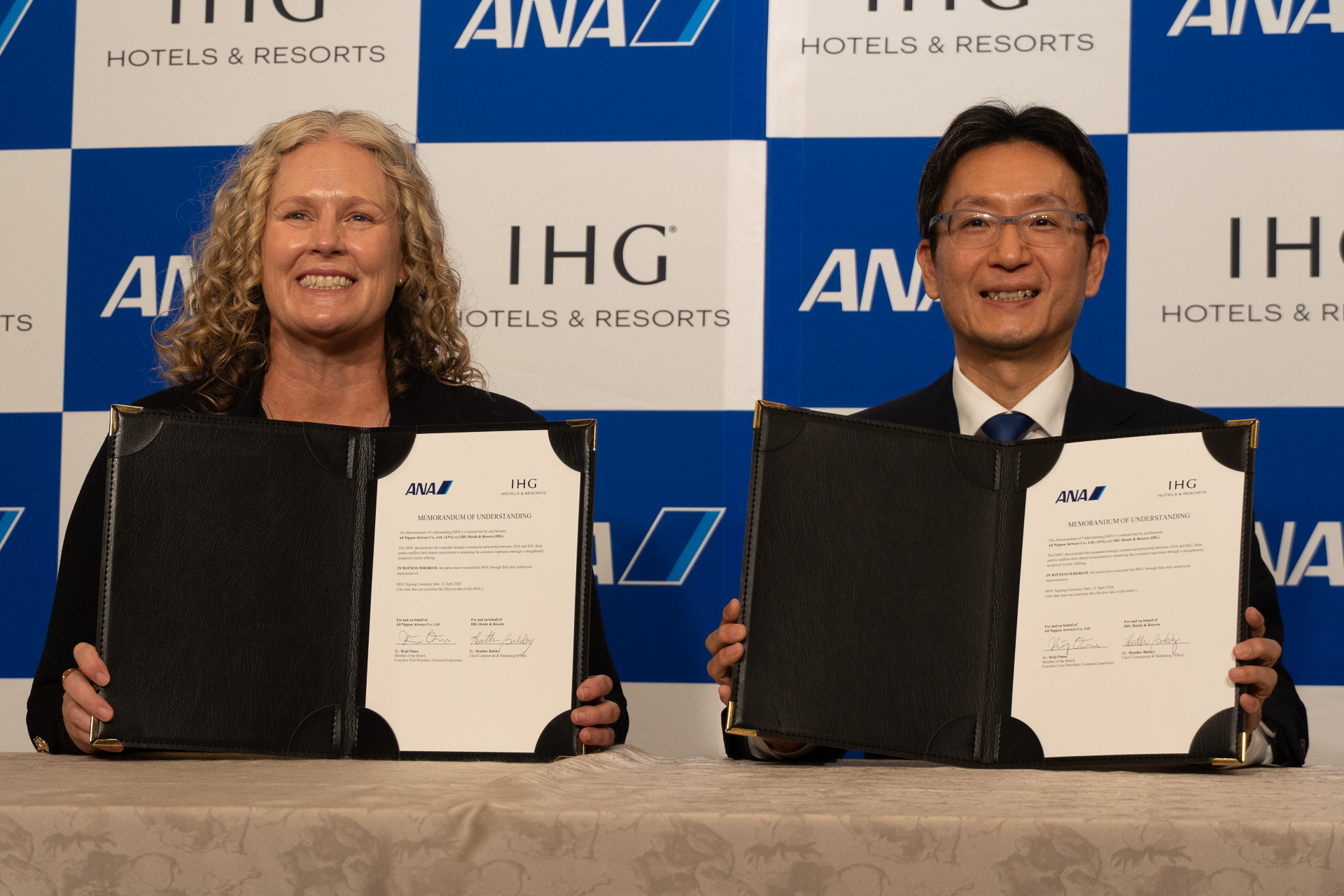 両社が包括的ロイヤルティ・パートナーシップ締結に署名した