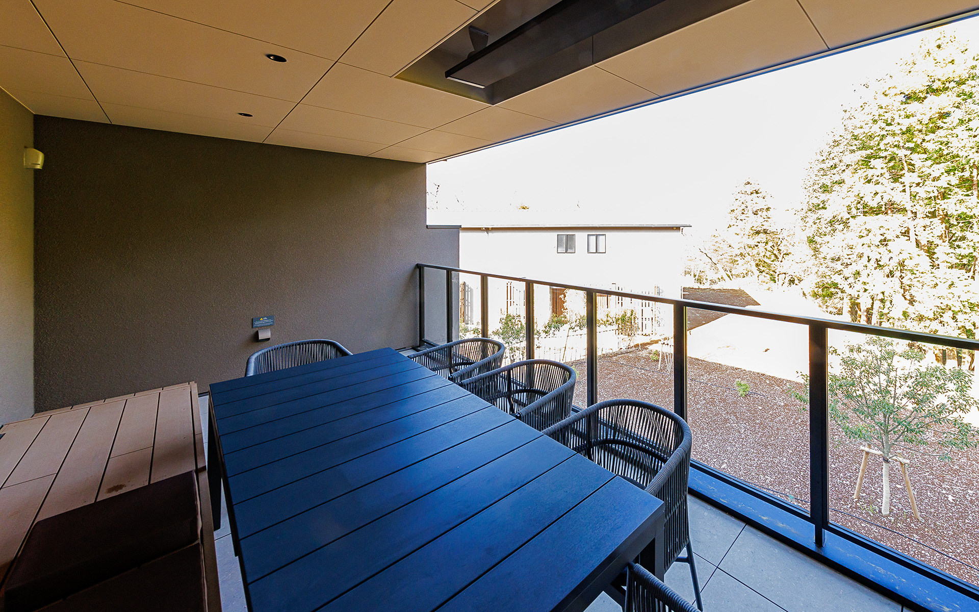 広々としたテラス