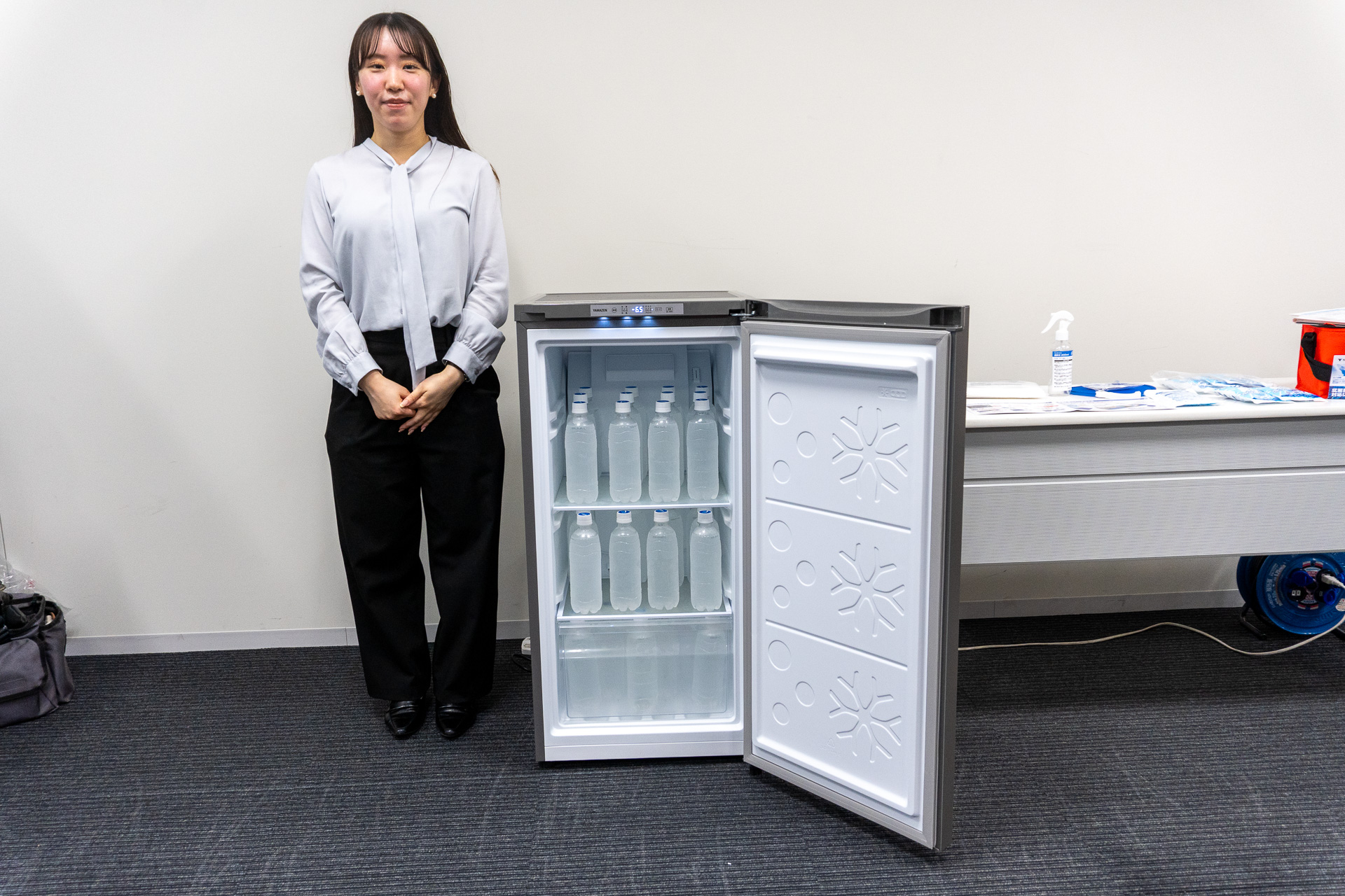 業務用ノンフロン冷凍庫「コールドマジック」（8万7780円）