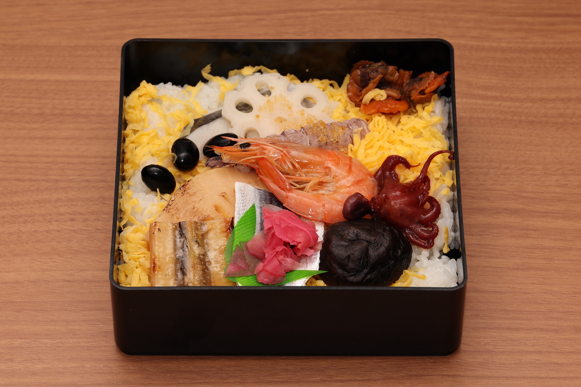 岡山の食文化にゆかりのある食材が並ぶ「特上 祭ずし」