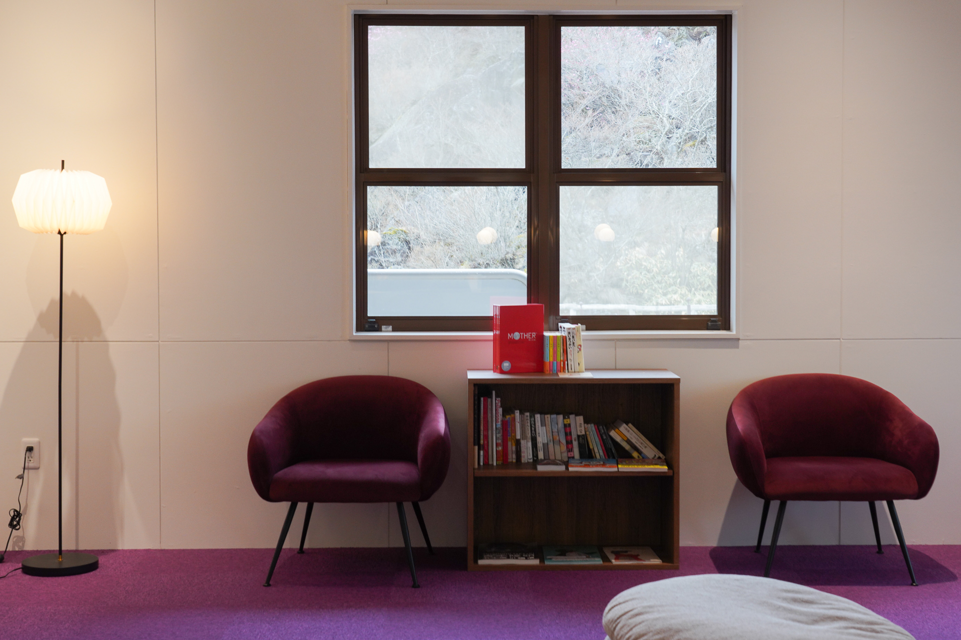 本棚を用意している