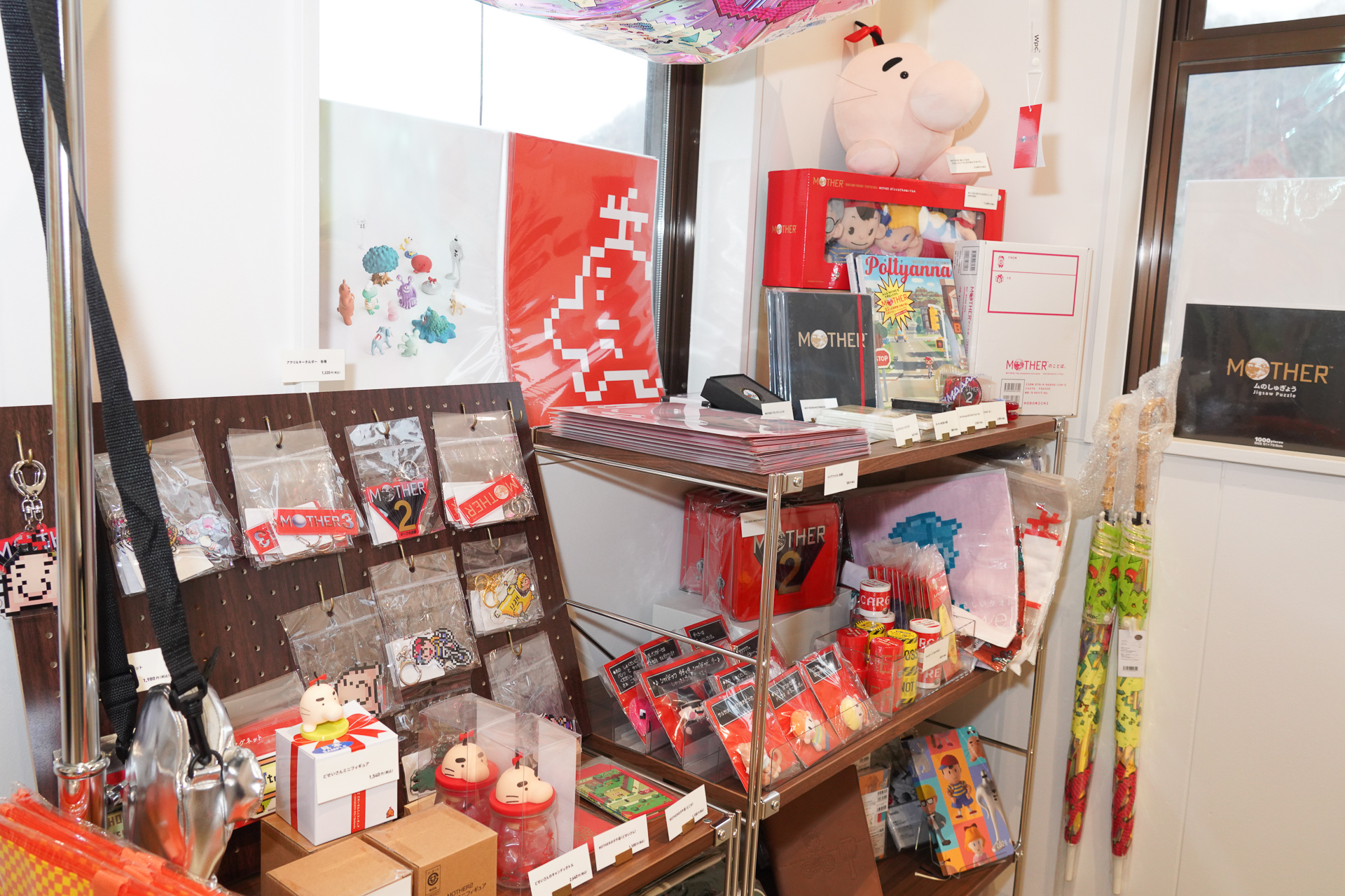 人気とのことなのでグッズに寄ってみた