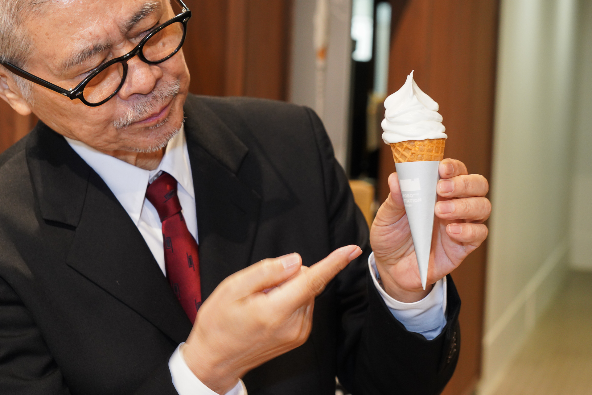 「ちゃんとロゴも入れてるんだよ」