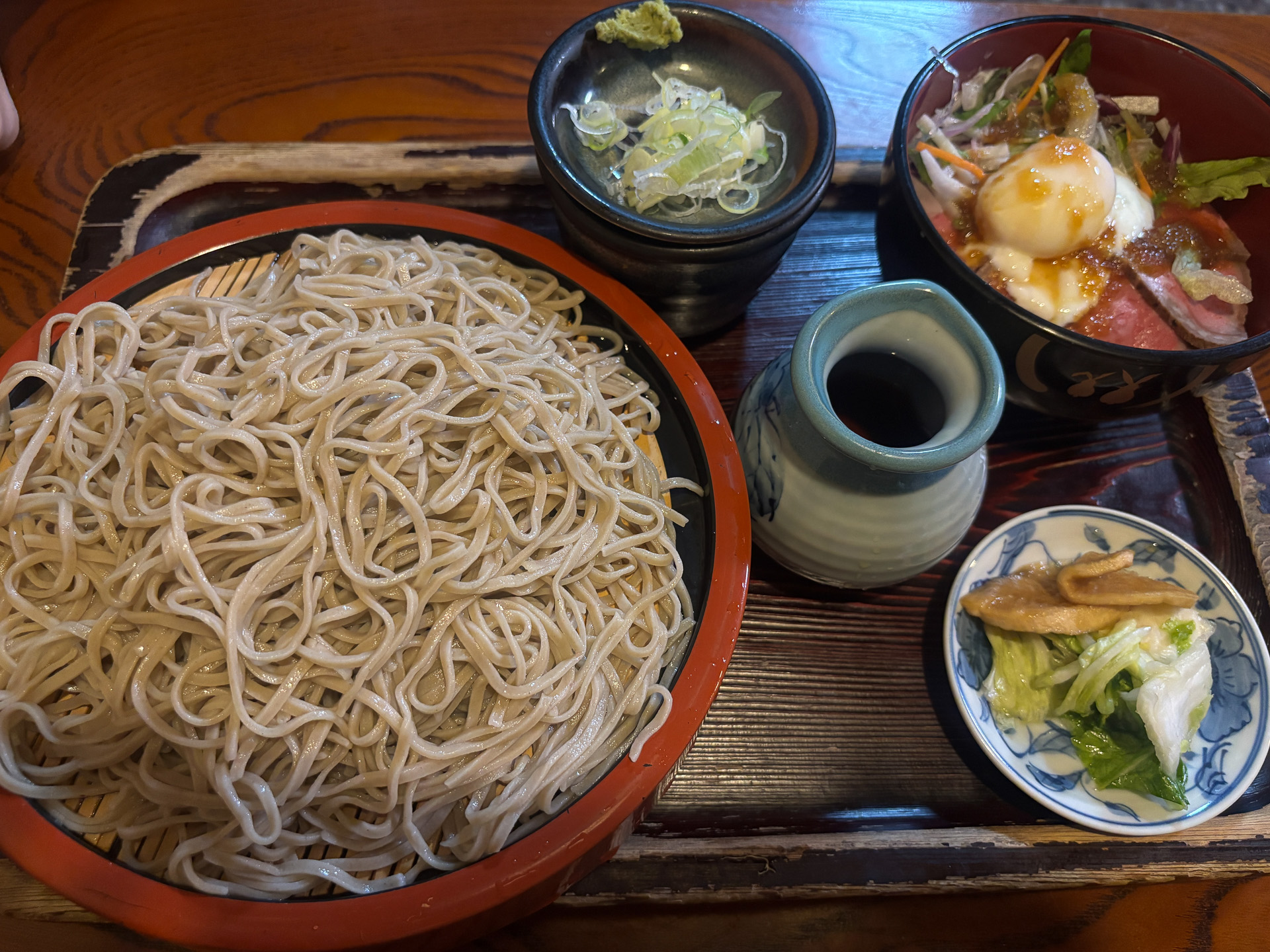 もりそばに信州牛ローストビーフ丼のセット