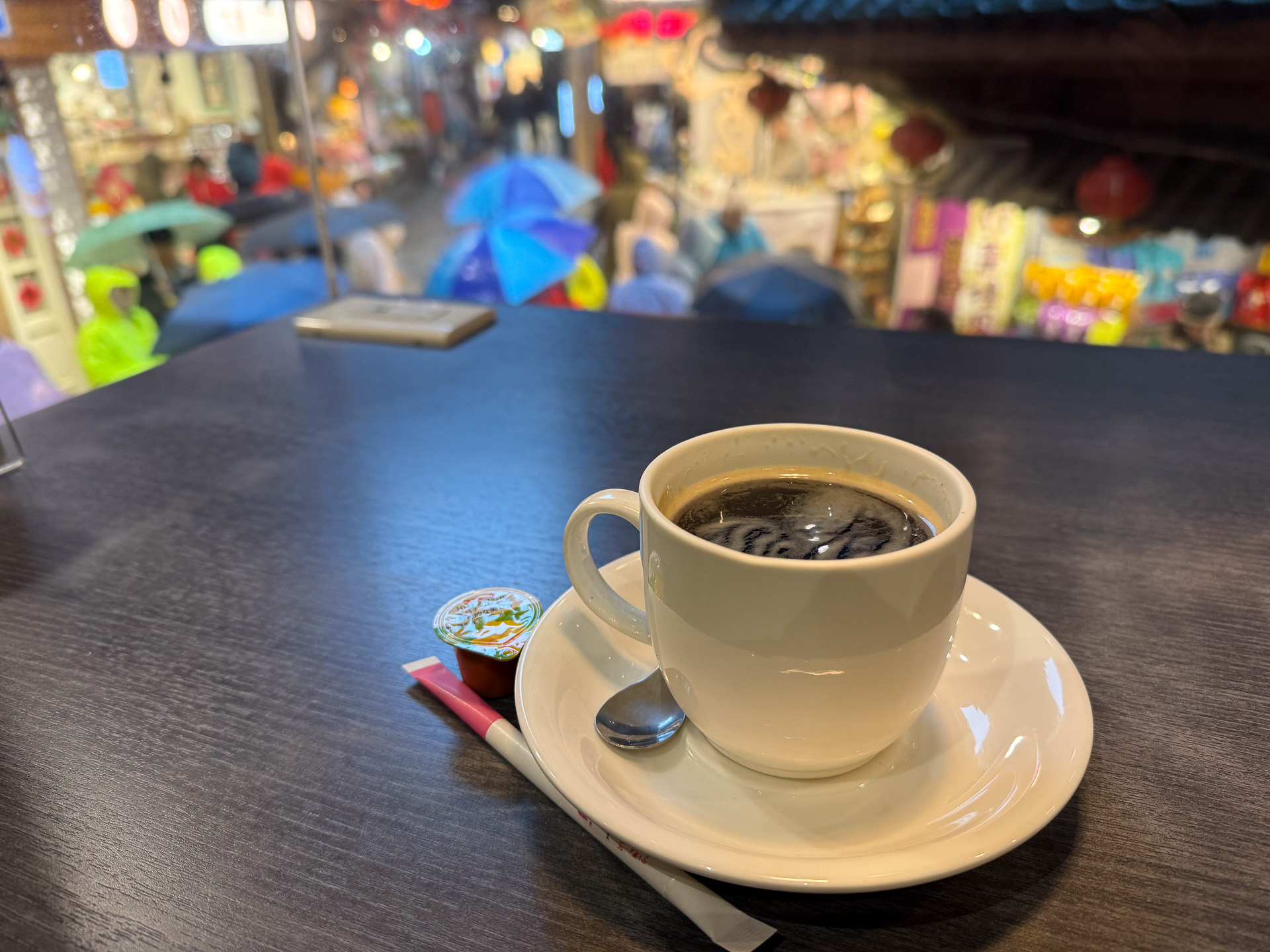 少し時間が余ったので、最後は九重町 Golden Cafeで一息（アメリカーノ150NTD）