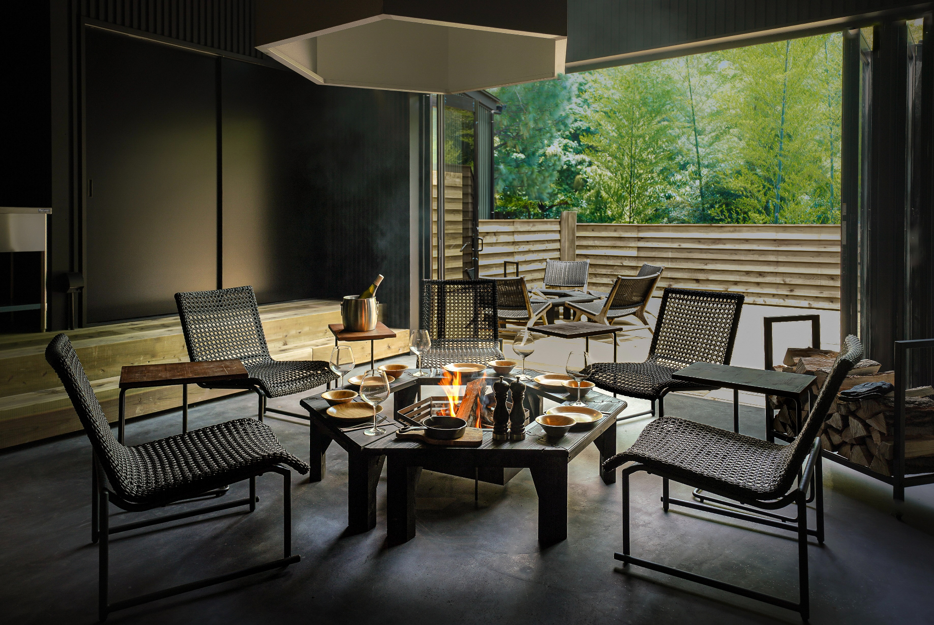 熱海に温泉グランピング「THE BASE GLAMPING ATAMI PREMIER」が開業