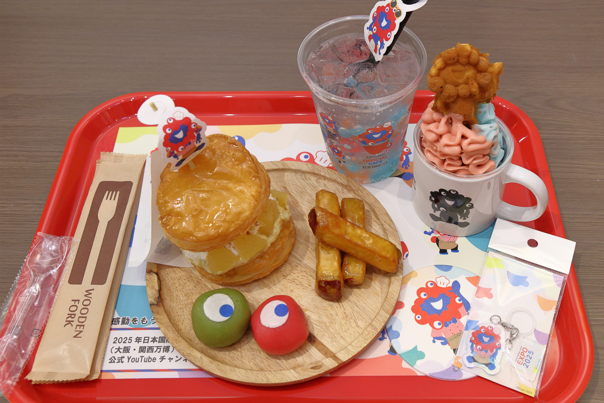 「プレートB」らぽっぽ特製 ミャクミャクおいもスイーツプレート（4500円）