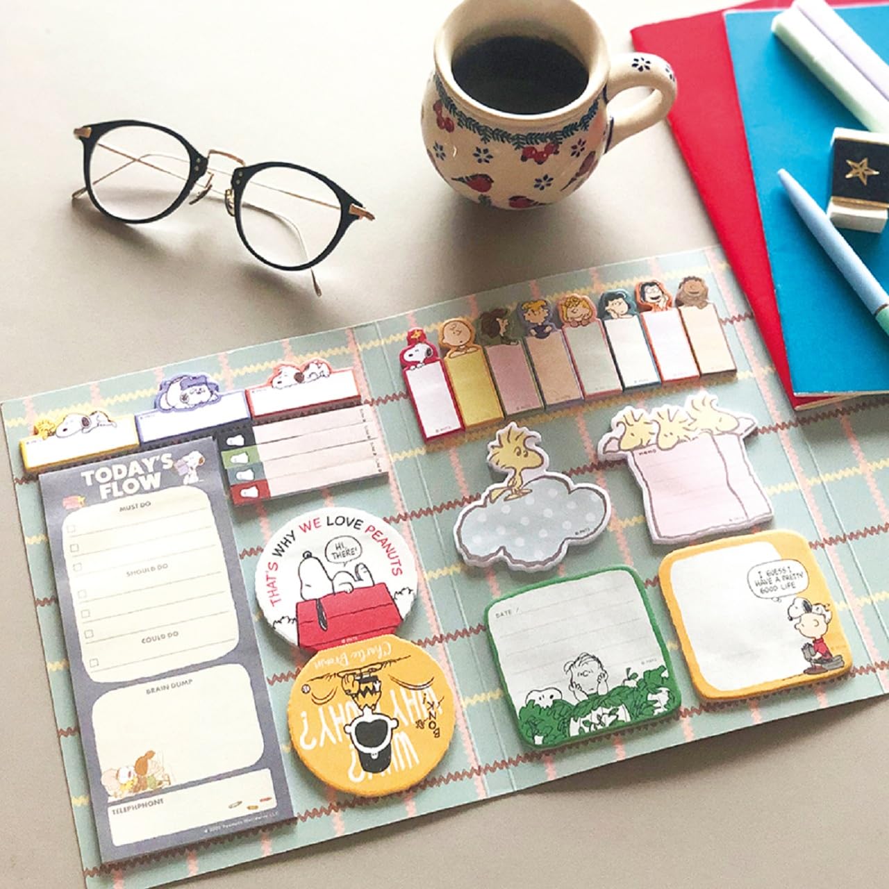 宝島社から「SNOOPY 超ボリューム！ ふせんセット BOOK」登場