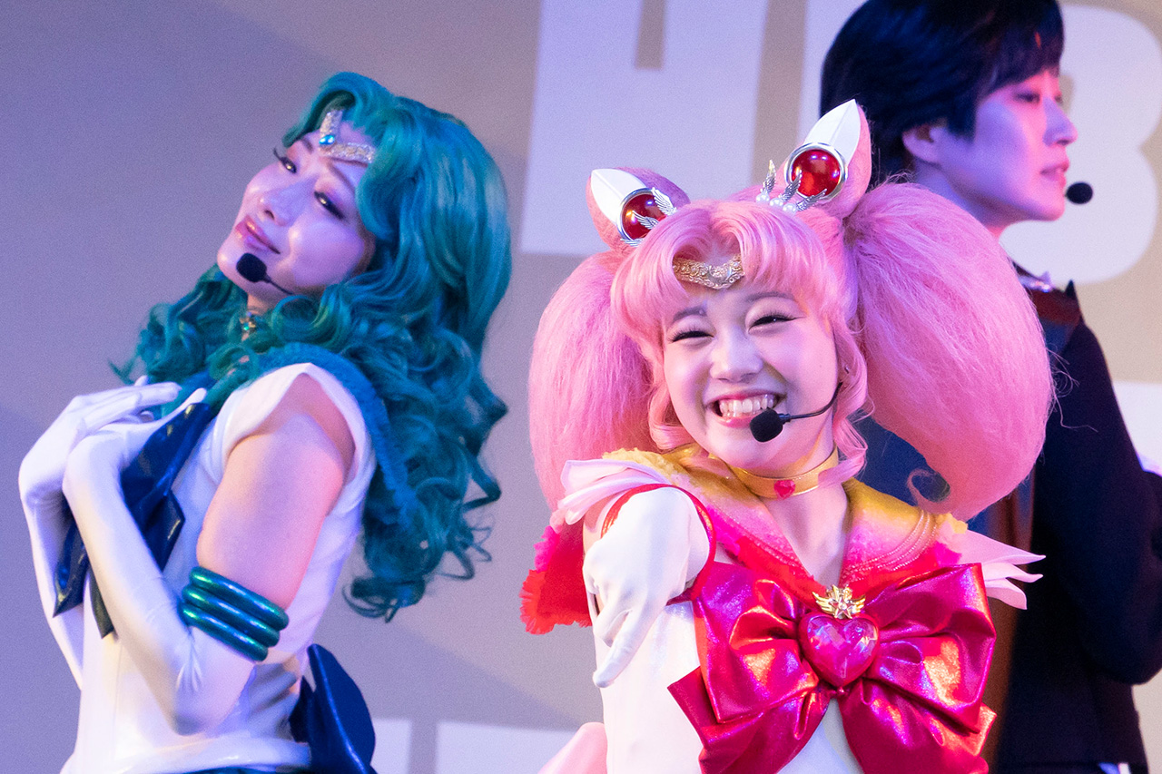 スーパーセーラーちびムーン/ちびうさ役の西條妃華さん（中央）