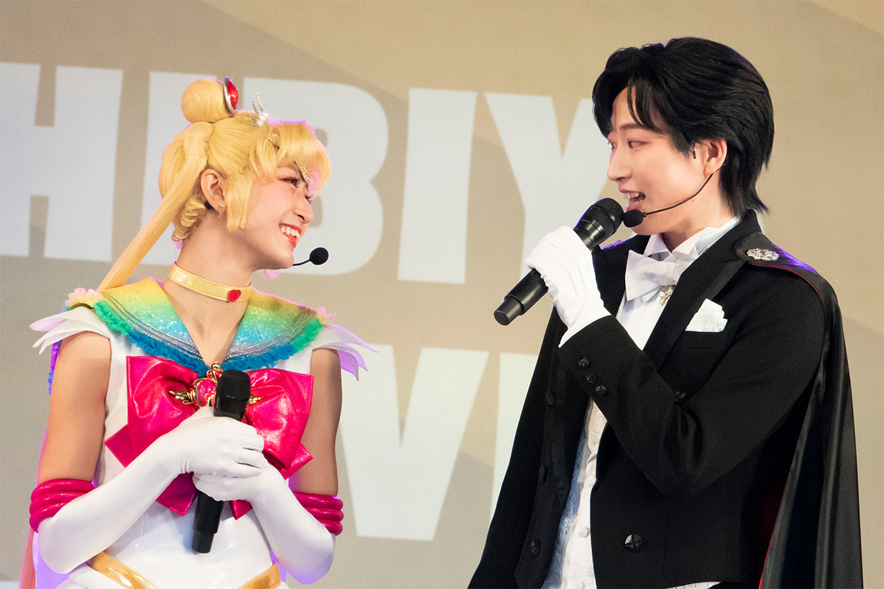 タキシード仮面/地場衛役のSufaさん（右）