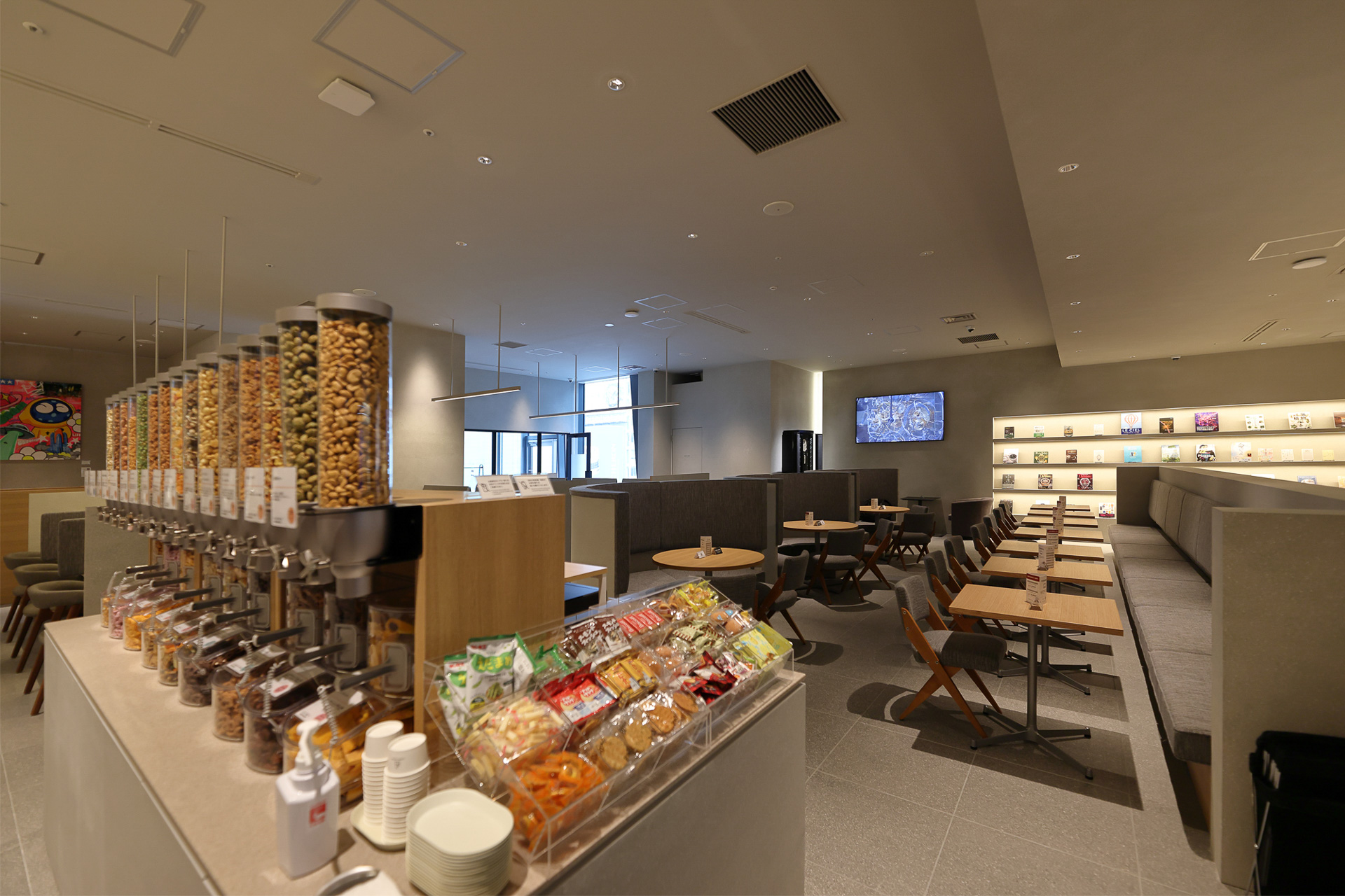 SHARE LOUNGEはコワーキングスペースとしても魅力で、心斎橋エリアへの誕生を歓迎したい