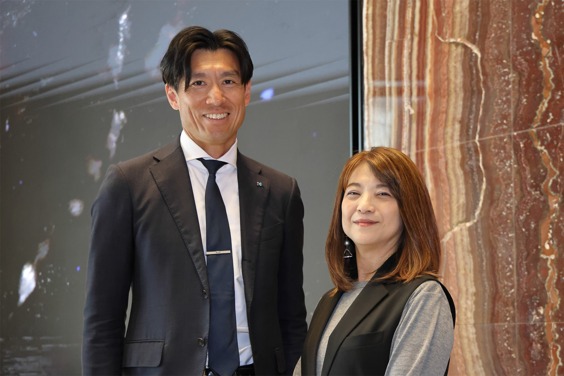 施設を案内してくれたヒューリック株式会社 開発事業第一部 次長 間瀬彰光氏と、ヒューリックホテルマネジメント下部 事業企画部 皆川明子氏