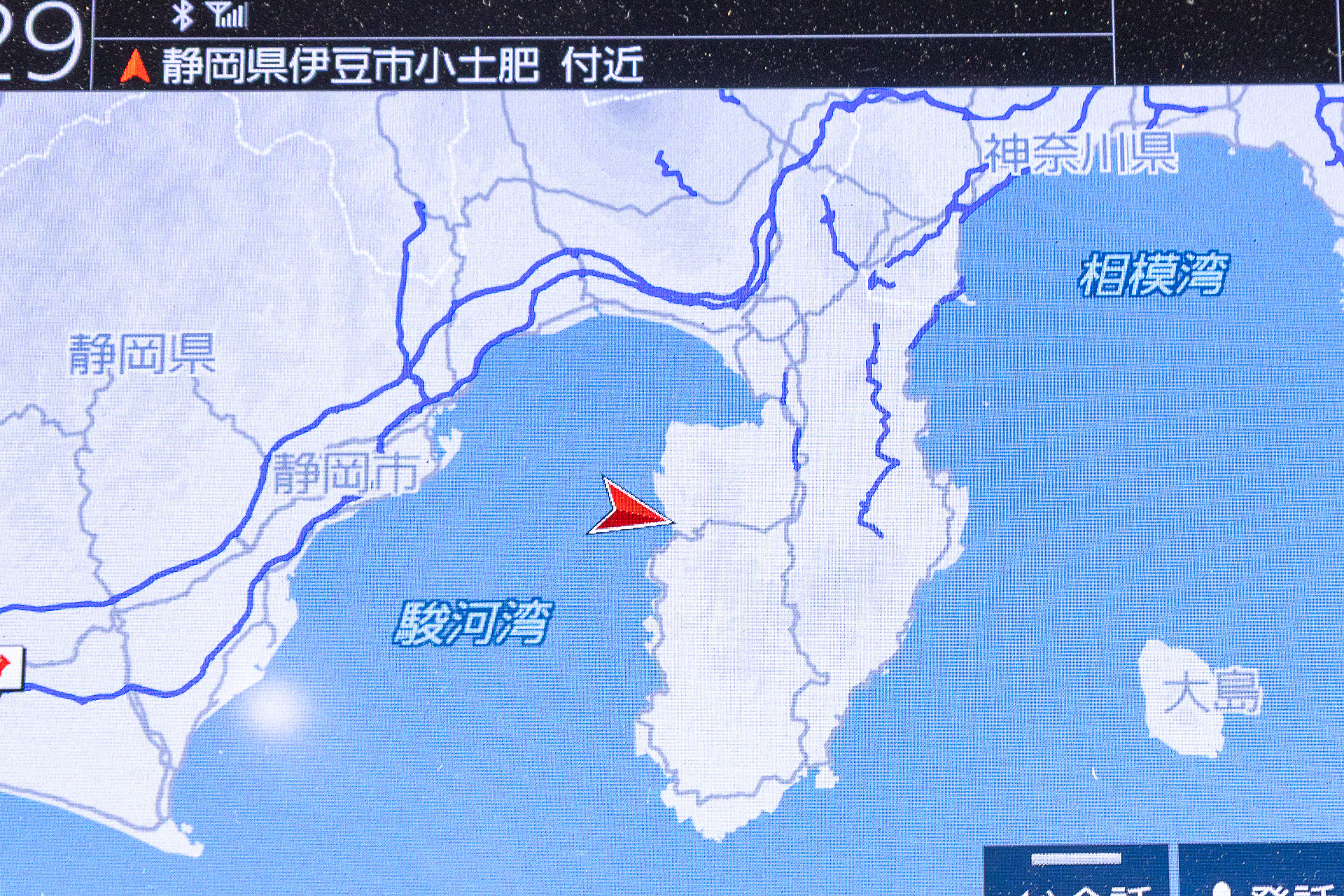 アトリエ41は地図で見るとこの辺り。伊豆縦貫道の終点から西側へ山越えをして向かう。東名の沼津ICや新東名の長泉沼津ICから渋滞なしでくれば約1時間半
