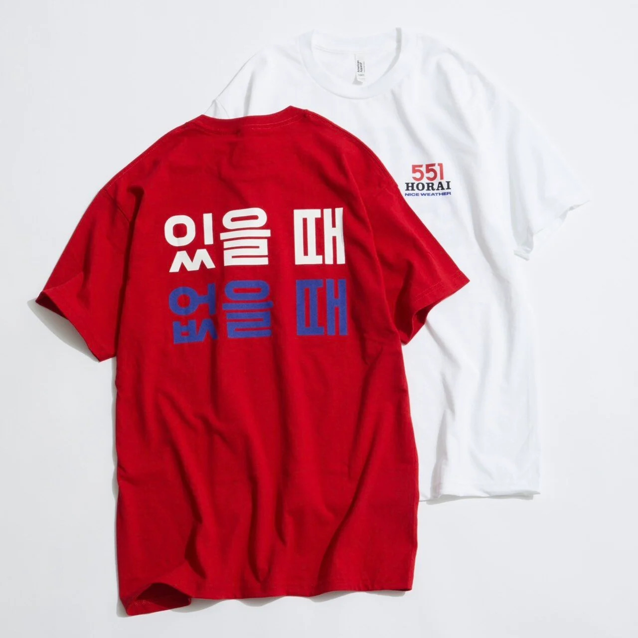 Tシャツ（各5940円）